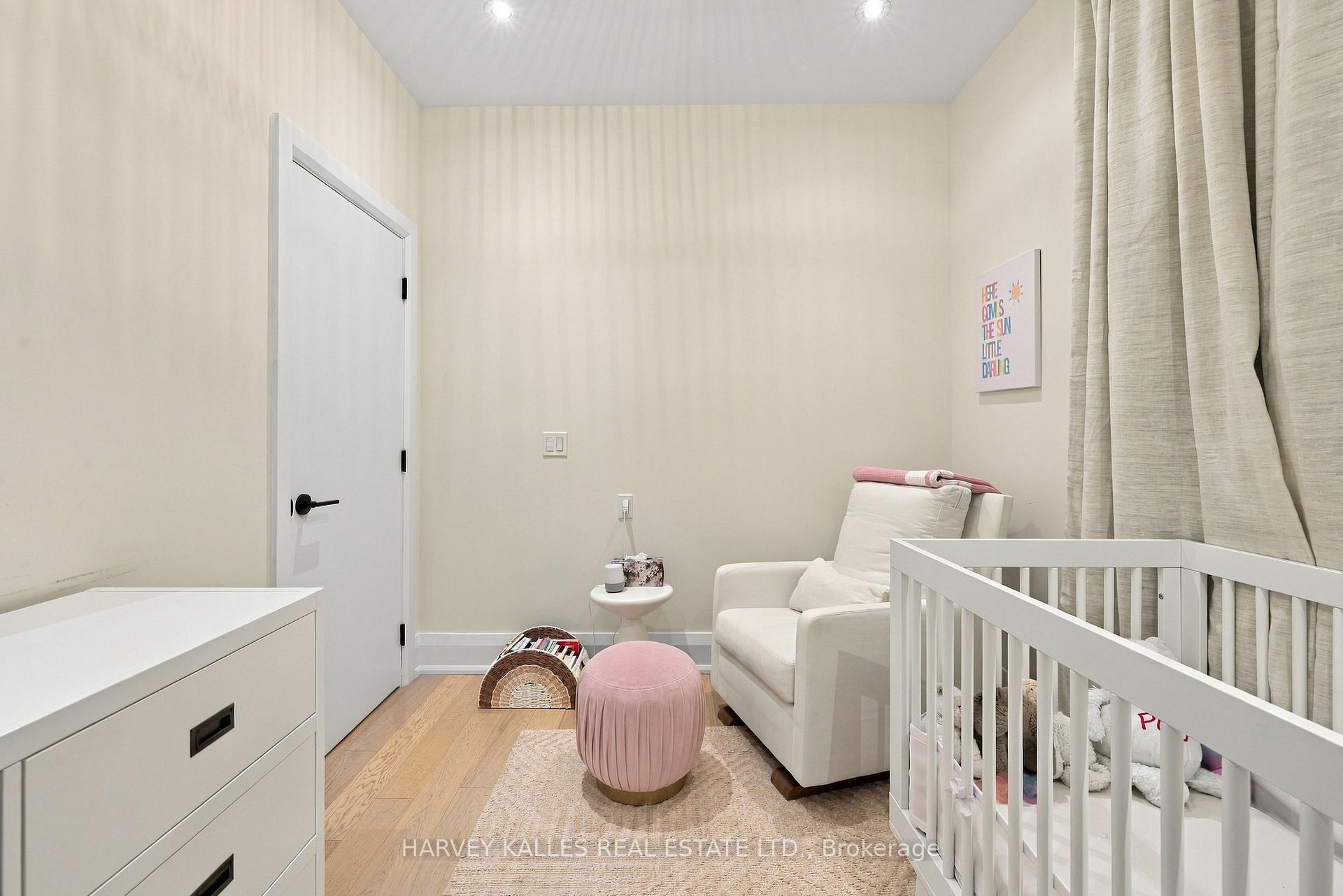 57 Roseneath Gardens, Toronto