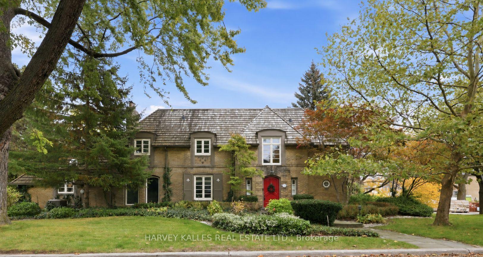 148 Strathallan Boulevard, Toronto