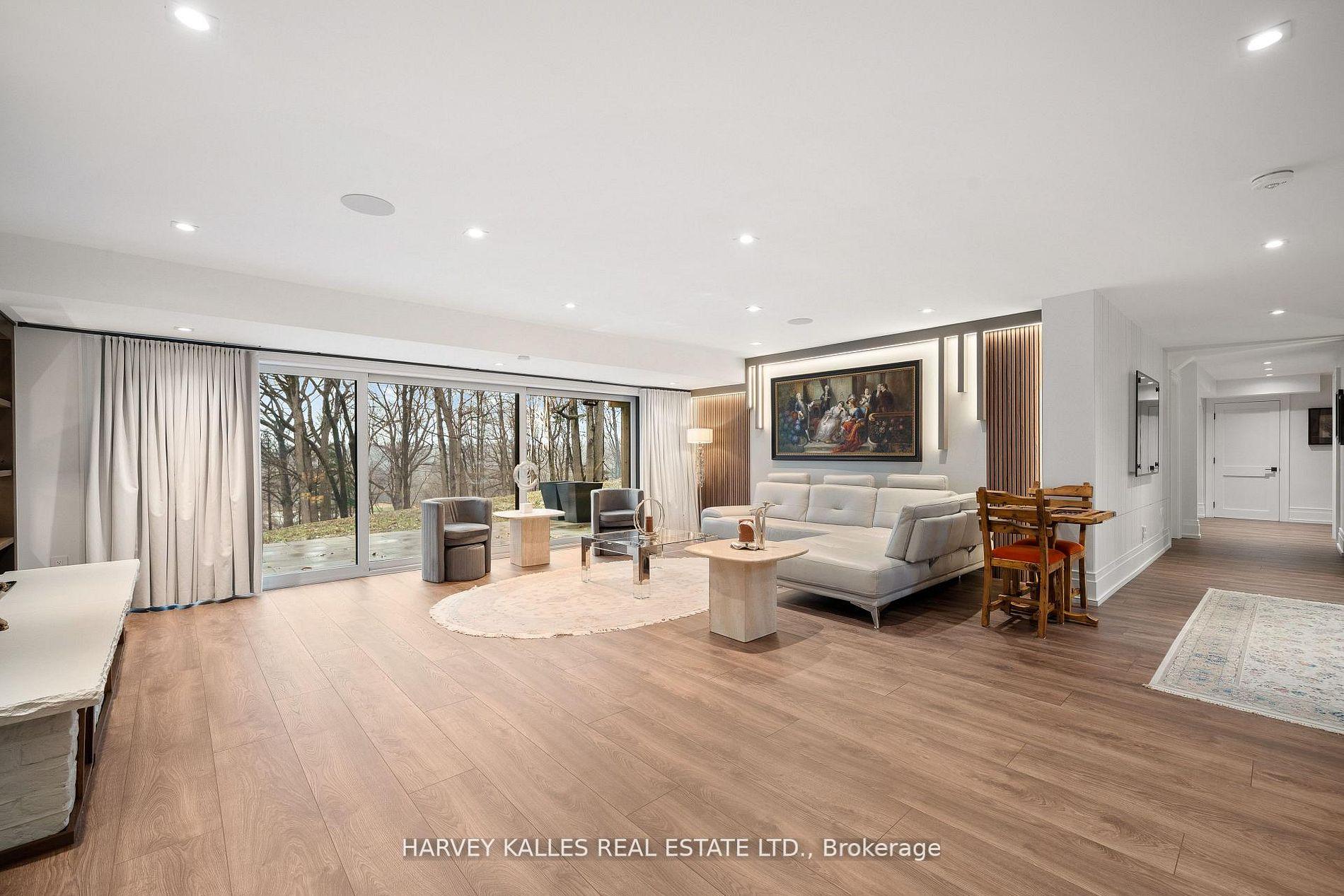 140 Sandringham Drive, Toronto