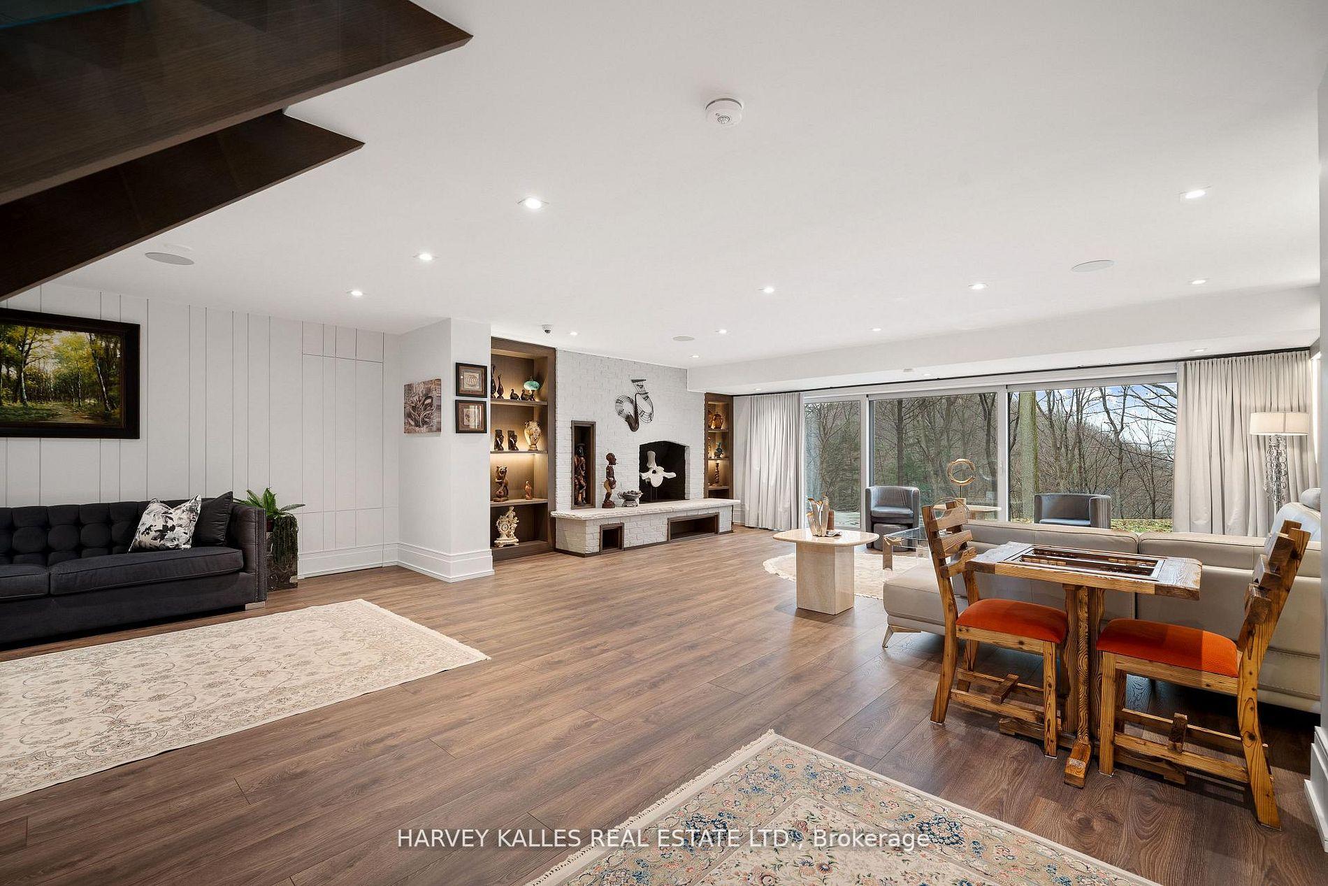 140 Sandringham Drive, Toronto