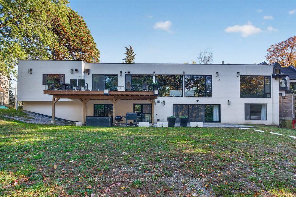 140 Sandringham Drive, Toronto
