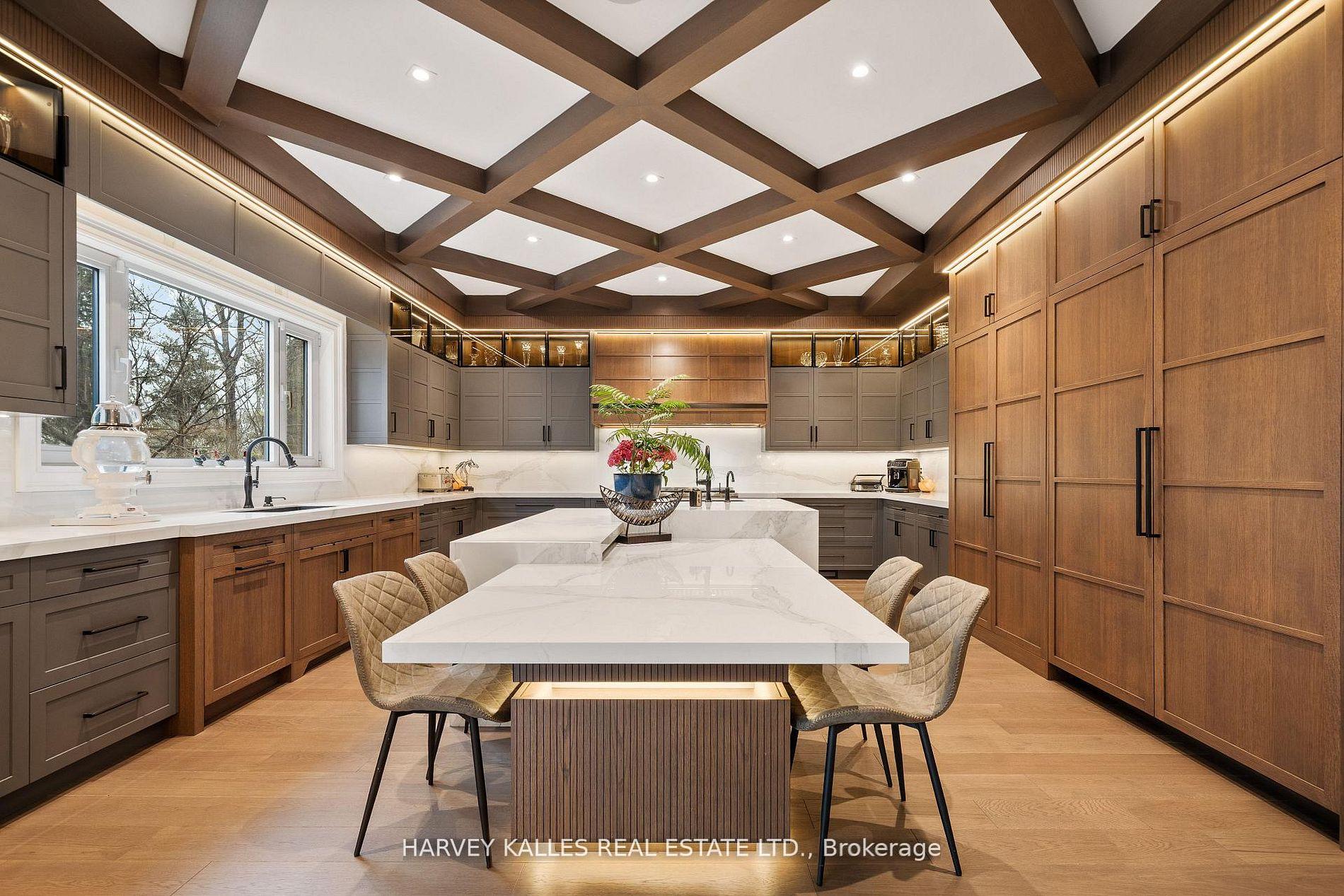 140 Sandringham Drive, Toronto