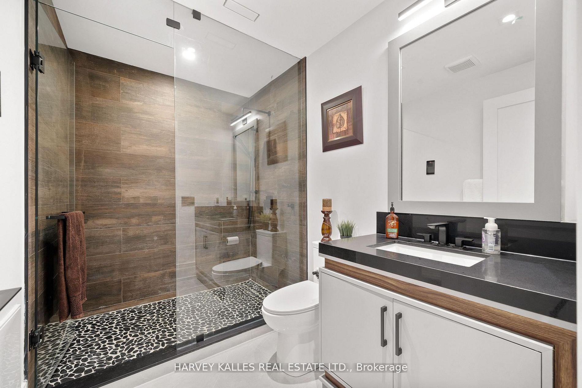 140 Sandringham Drive, Toronto