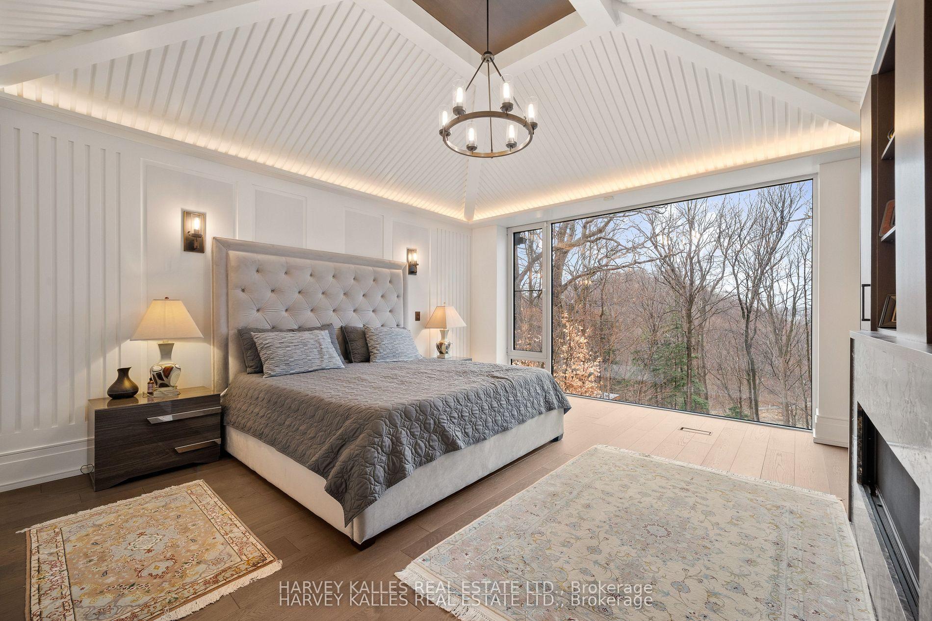 140 Sandringham Drive, Toronto