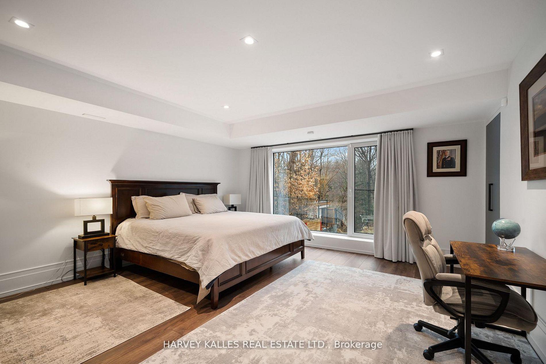 140 Sandringham Drive, Toronto