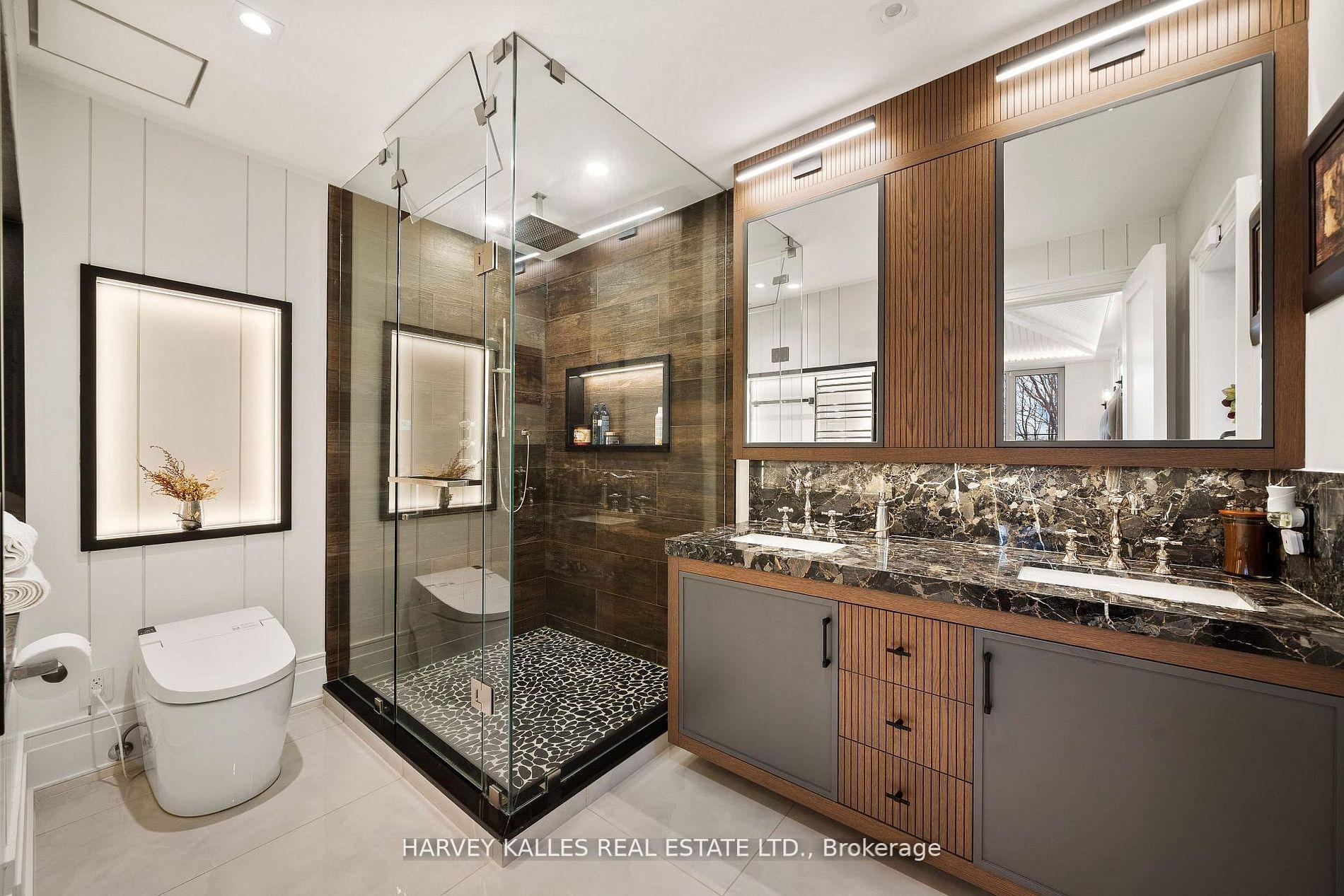 140 Sandringham Drive, Toronto