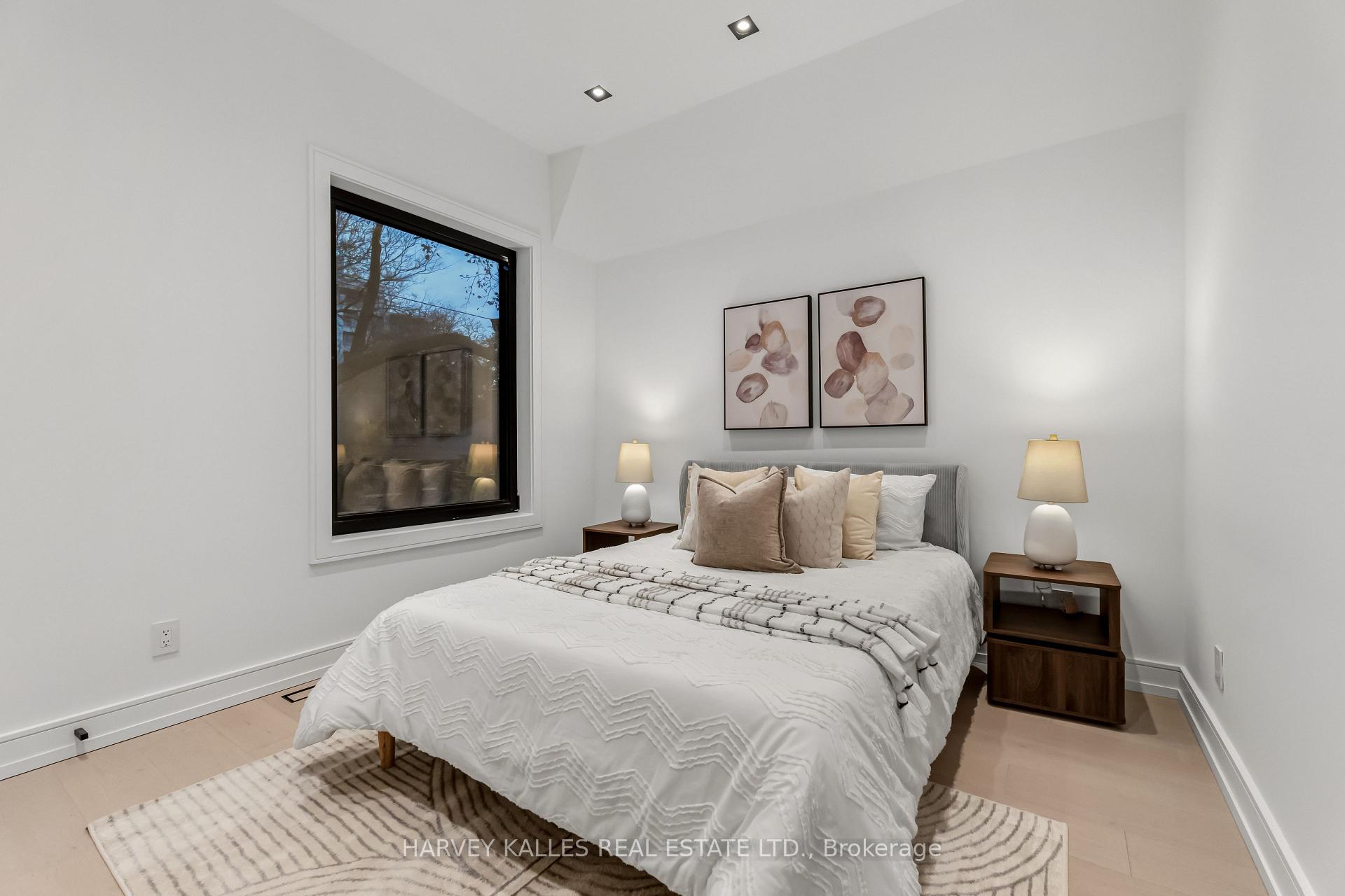 33 Saint Hilda's Avenue, Toronto