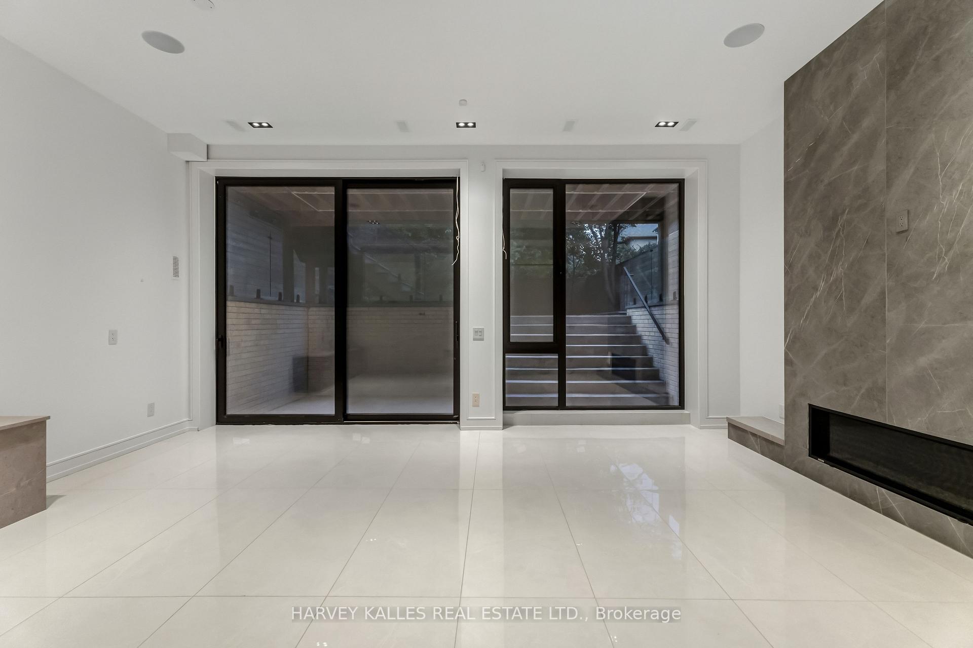 33 Saint Hilda's Avenue, Toronto