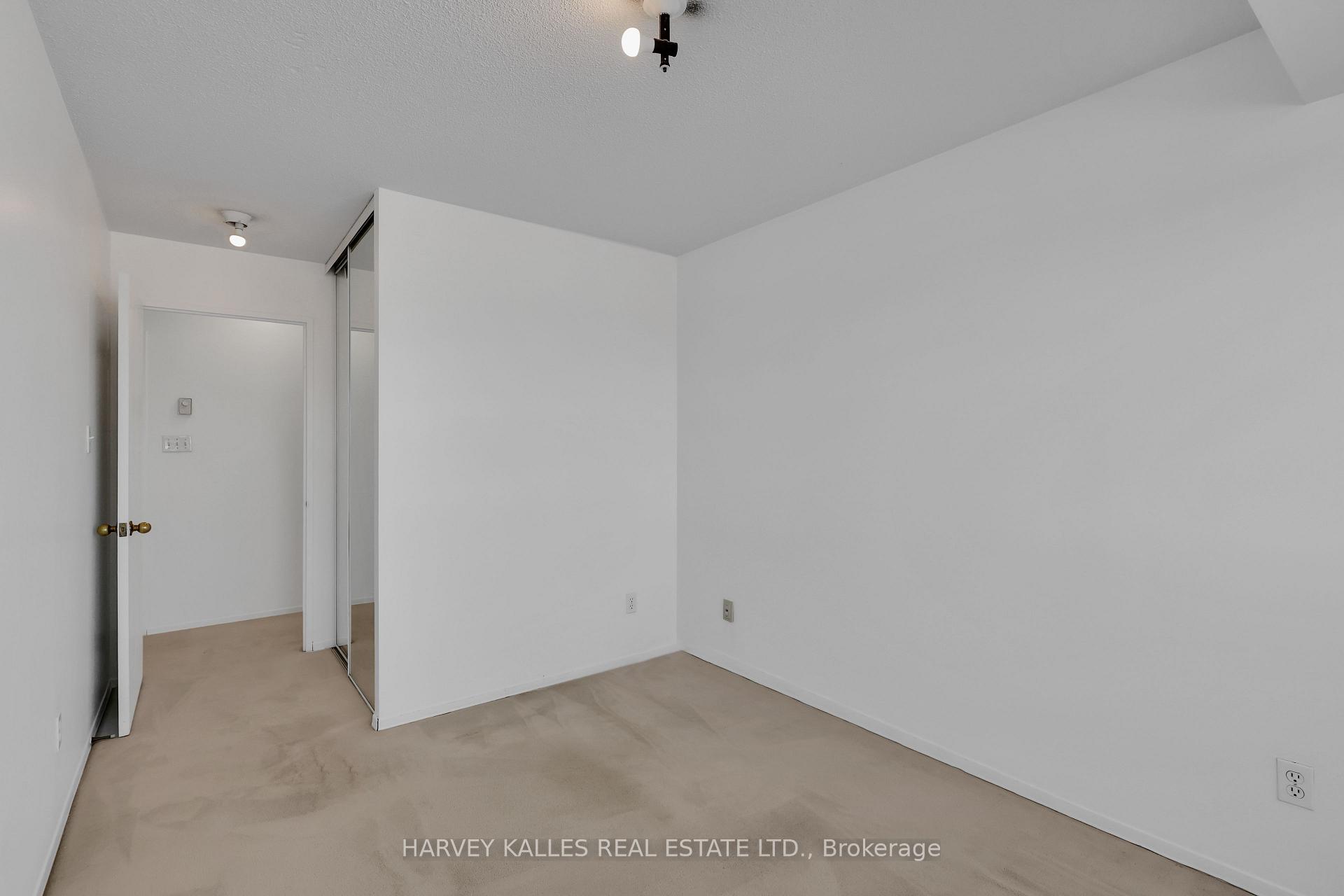 1470 Midland Avenue 609