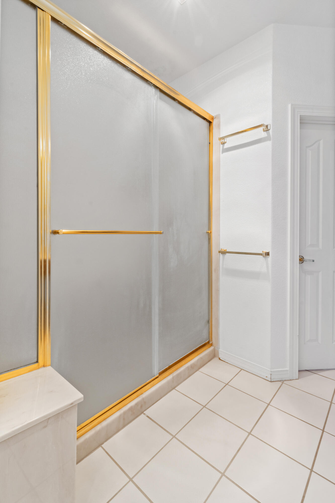 7720 Venice Avenue NE