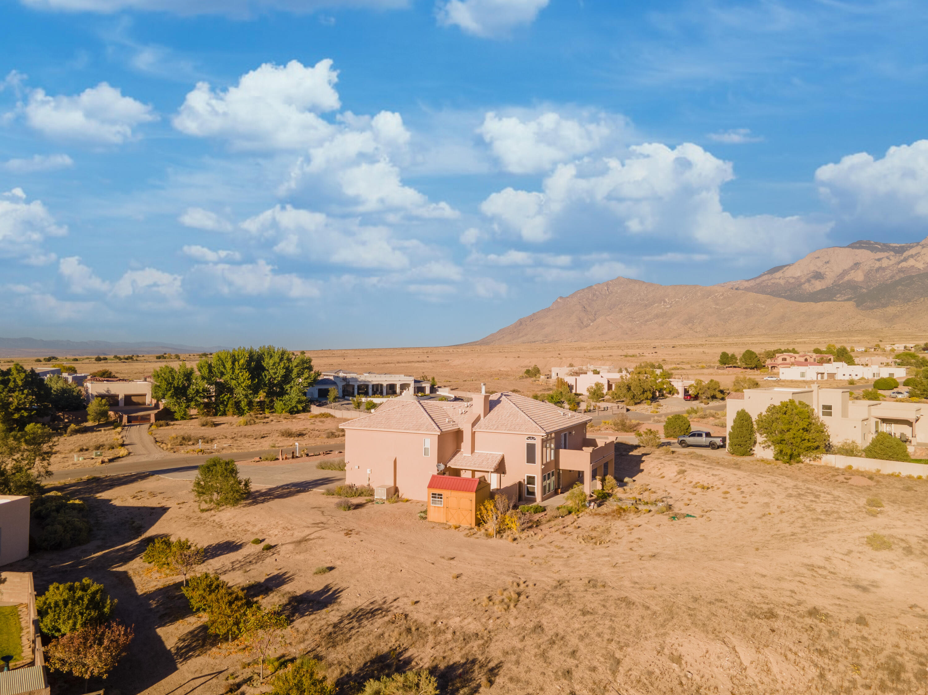 7720 Venice Avenue NE