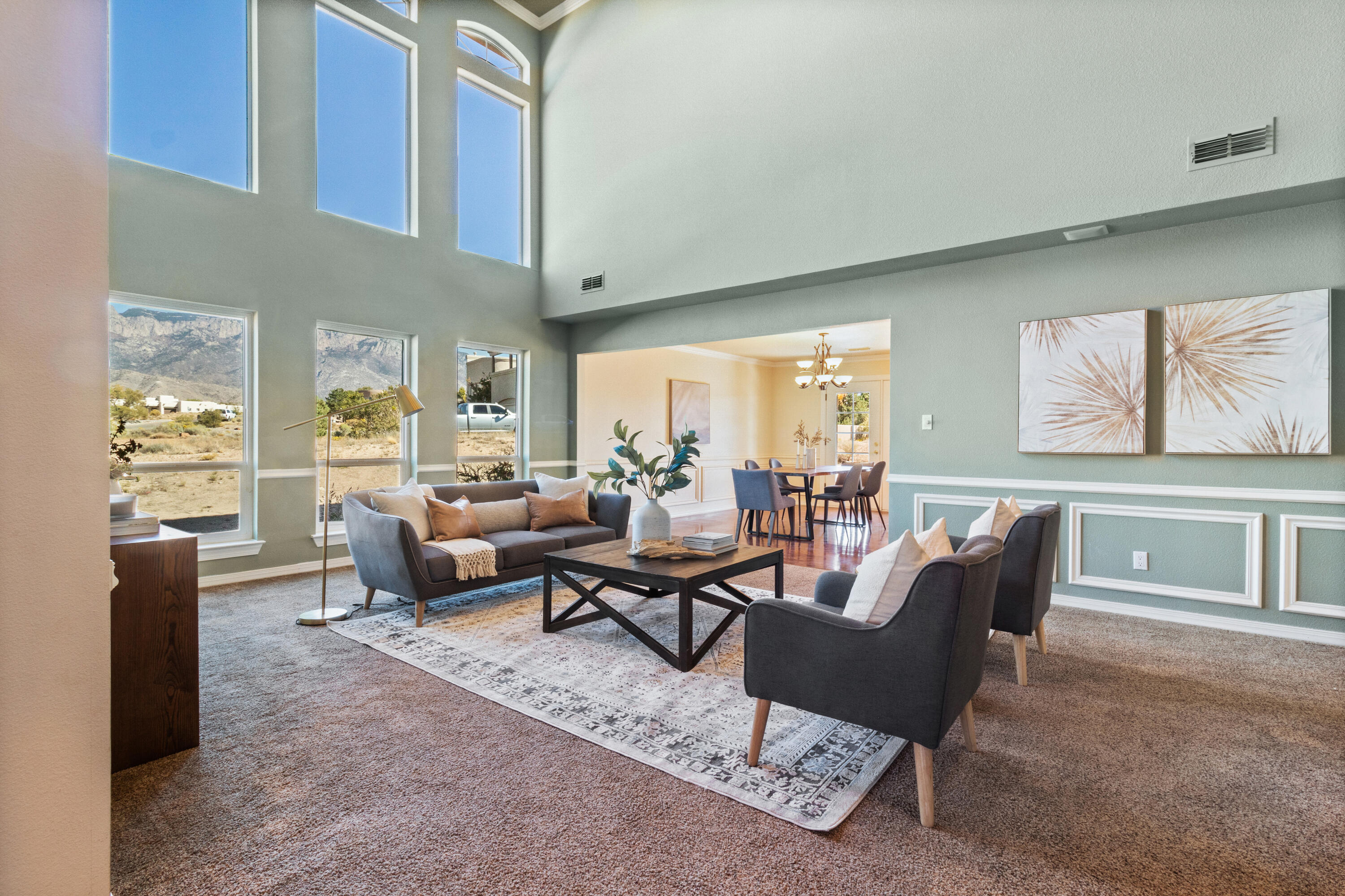 7720 Venice Avenue NE