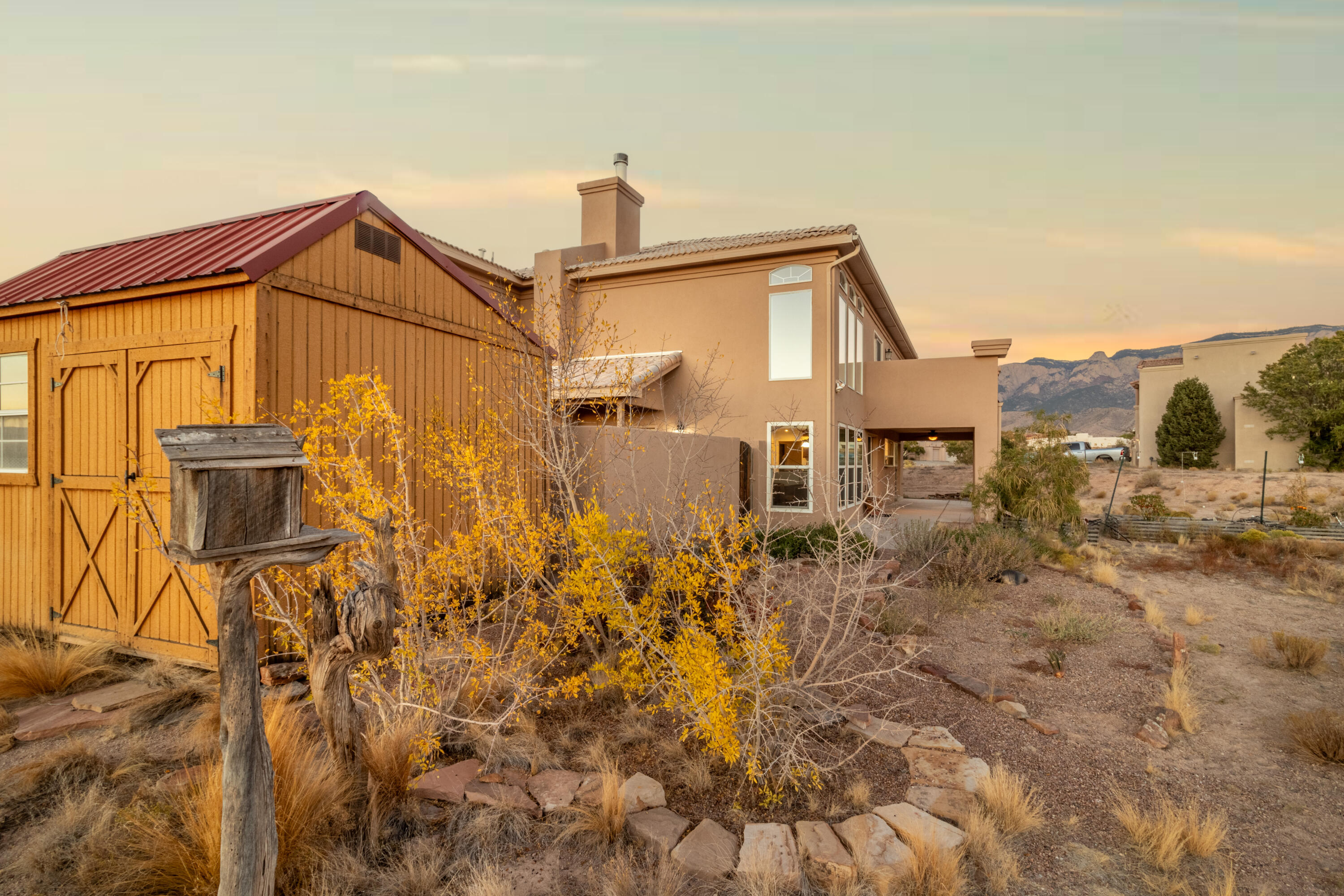 7720 Venice Avenue NE