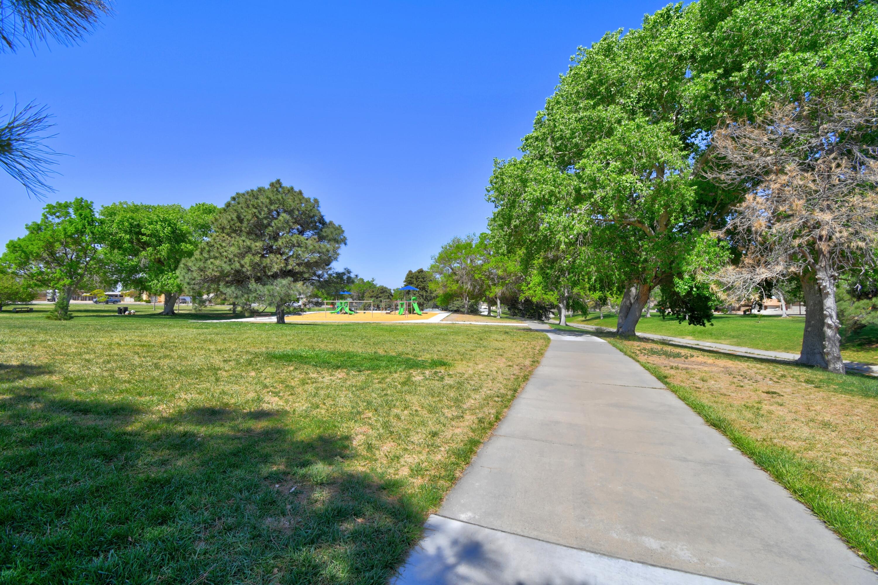 12341 Los Arboles Avenue NE