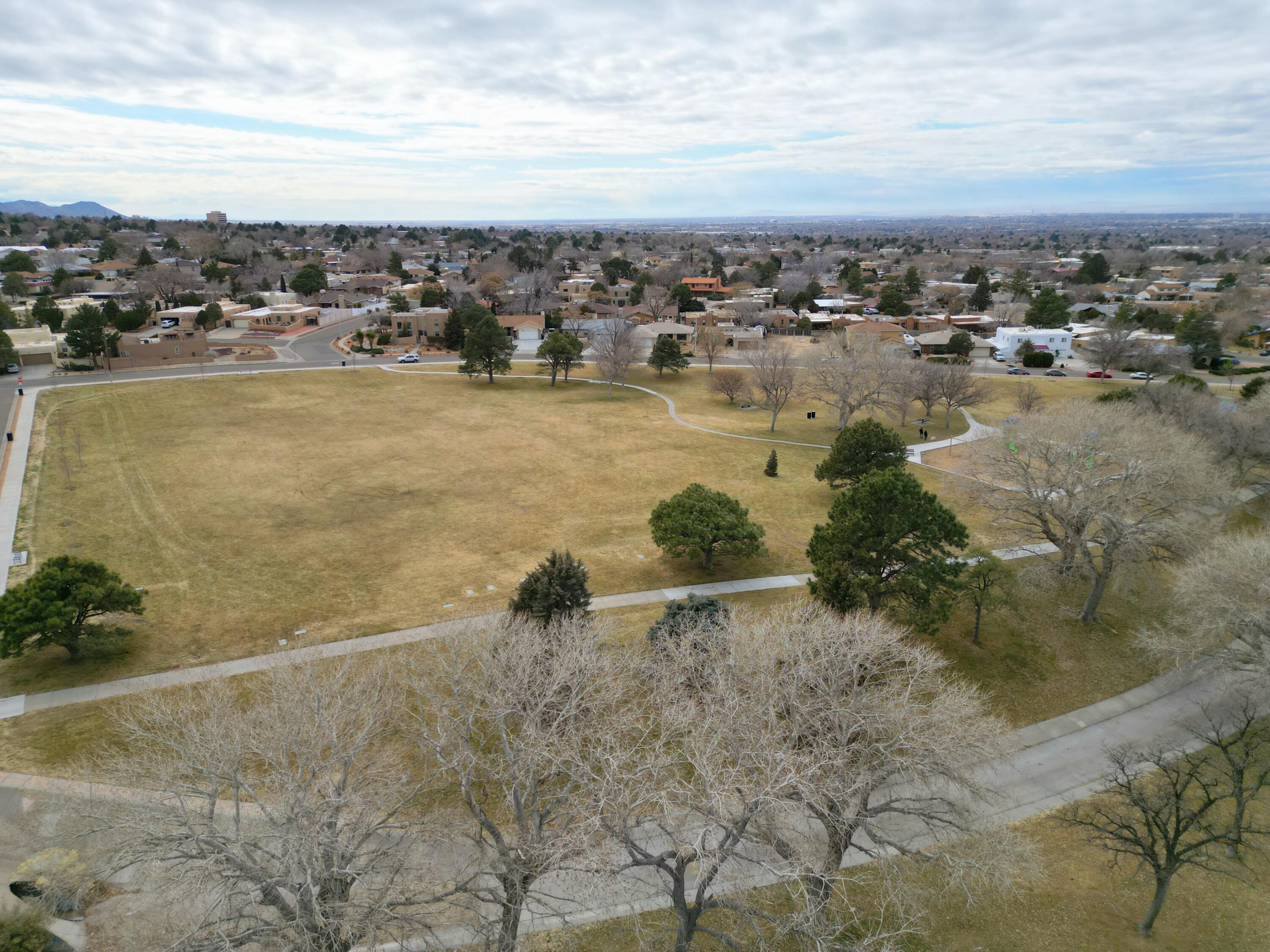 12341 Los Arboles Avenue NE