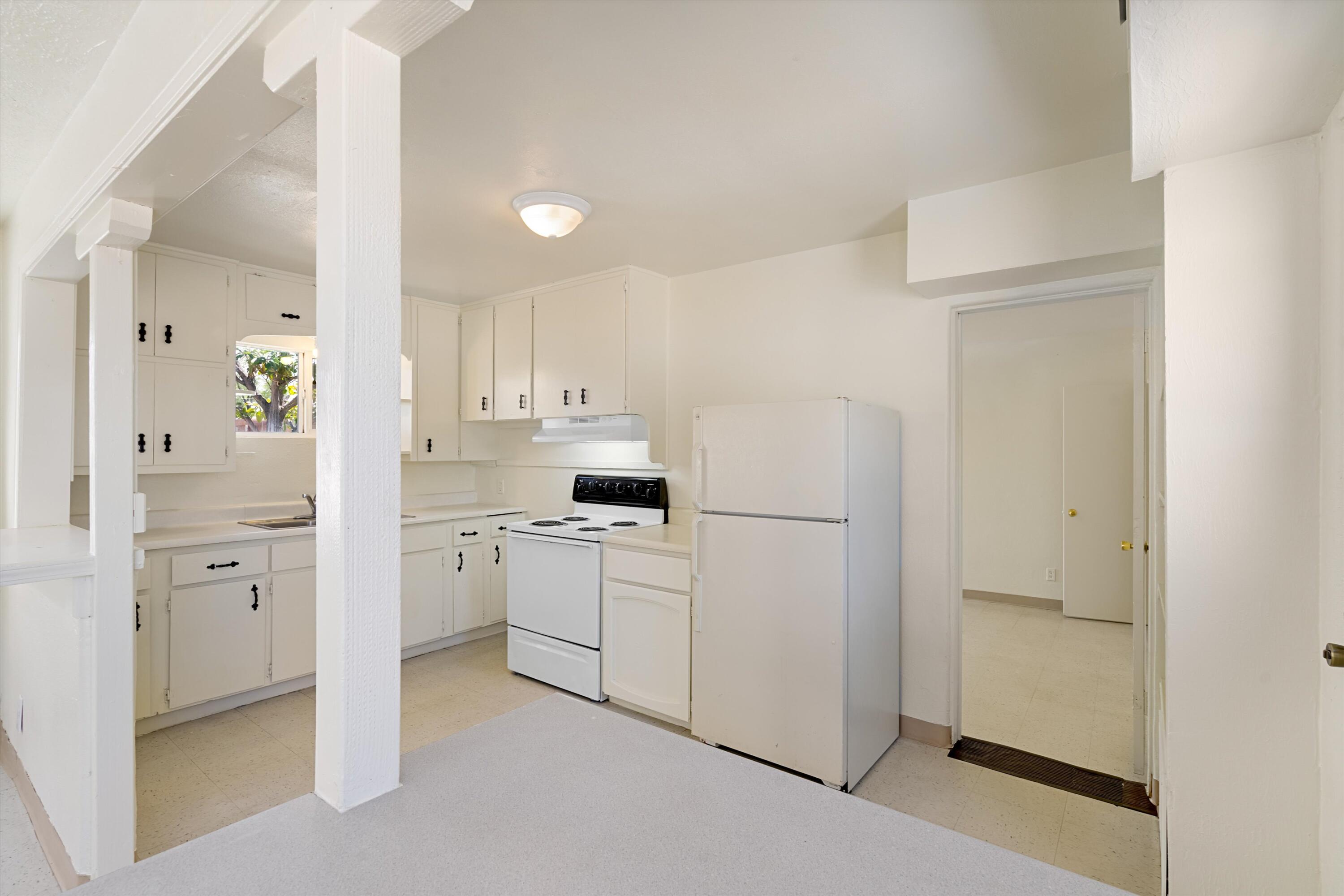 2923 Manzano Street NE