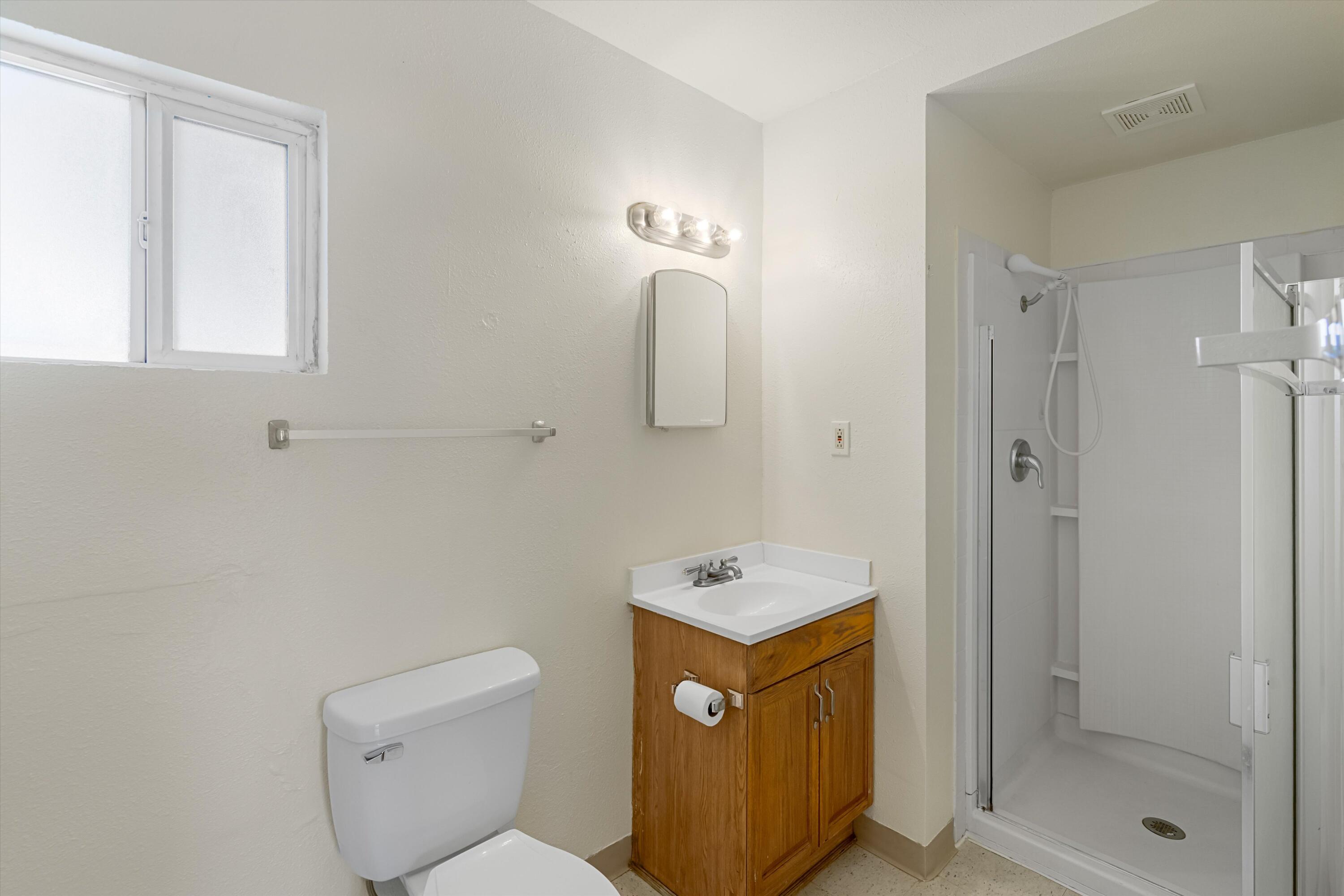 2923 Manzano Street NE