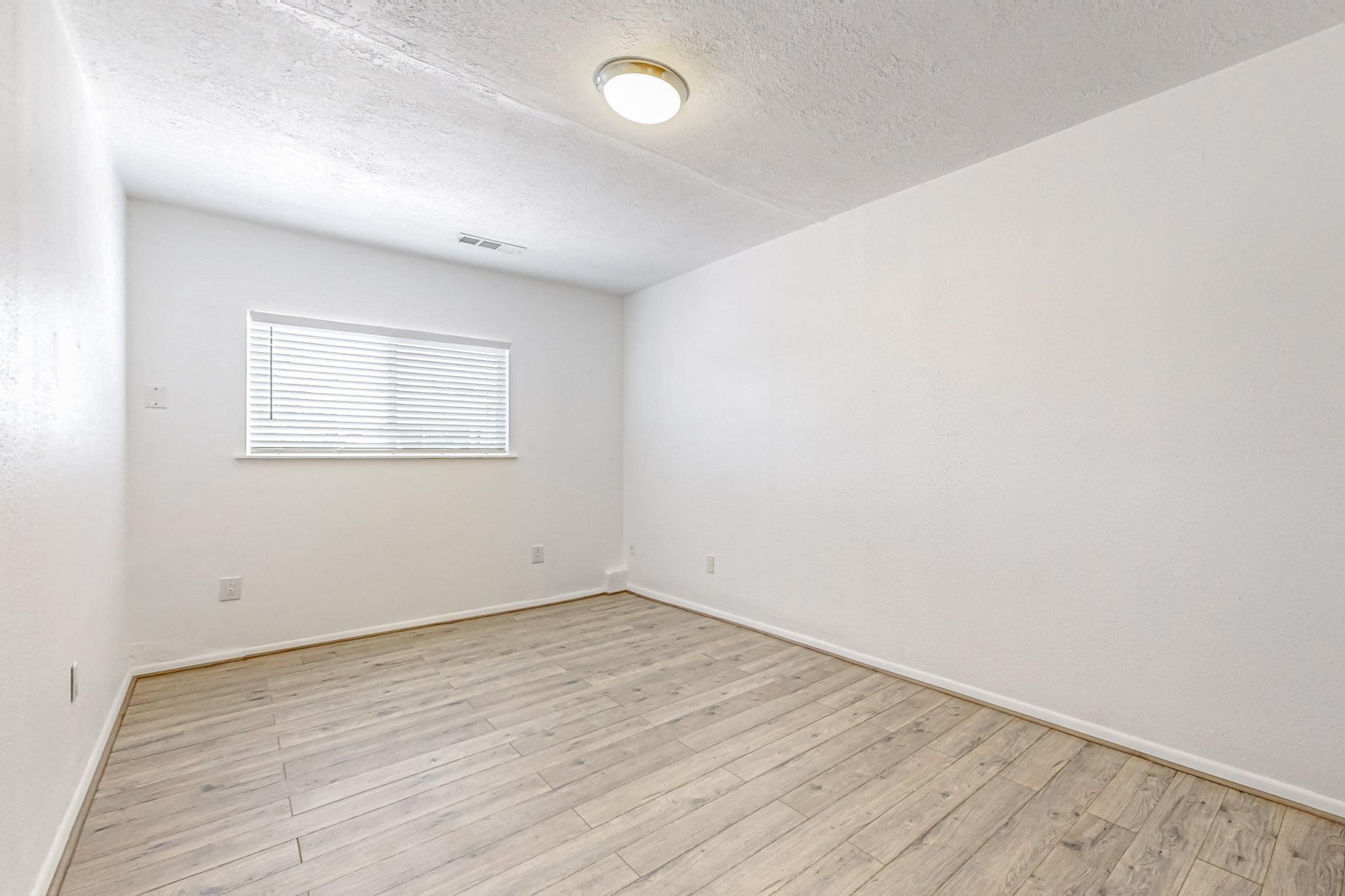 10300 Marble Place NE