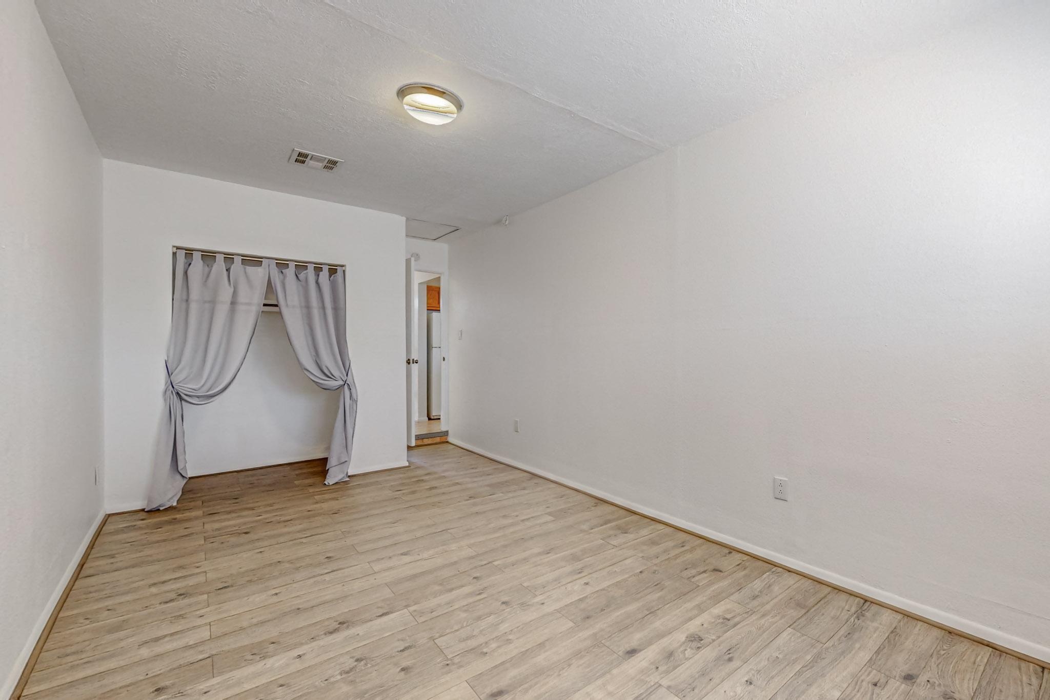 10300 Marble Place NE