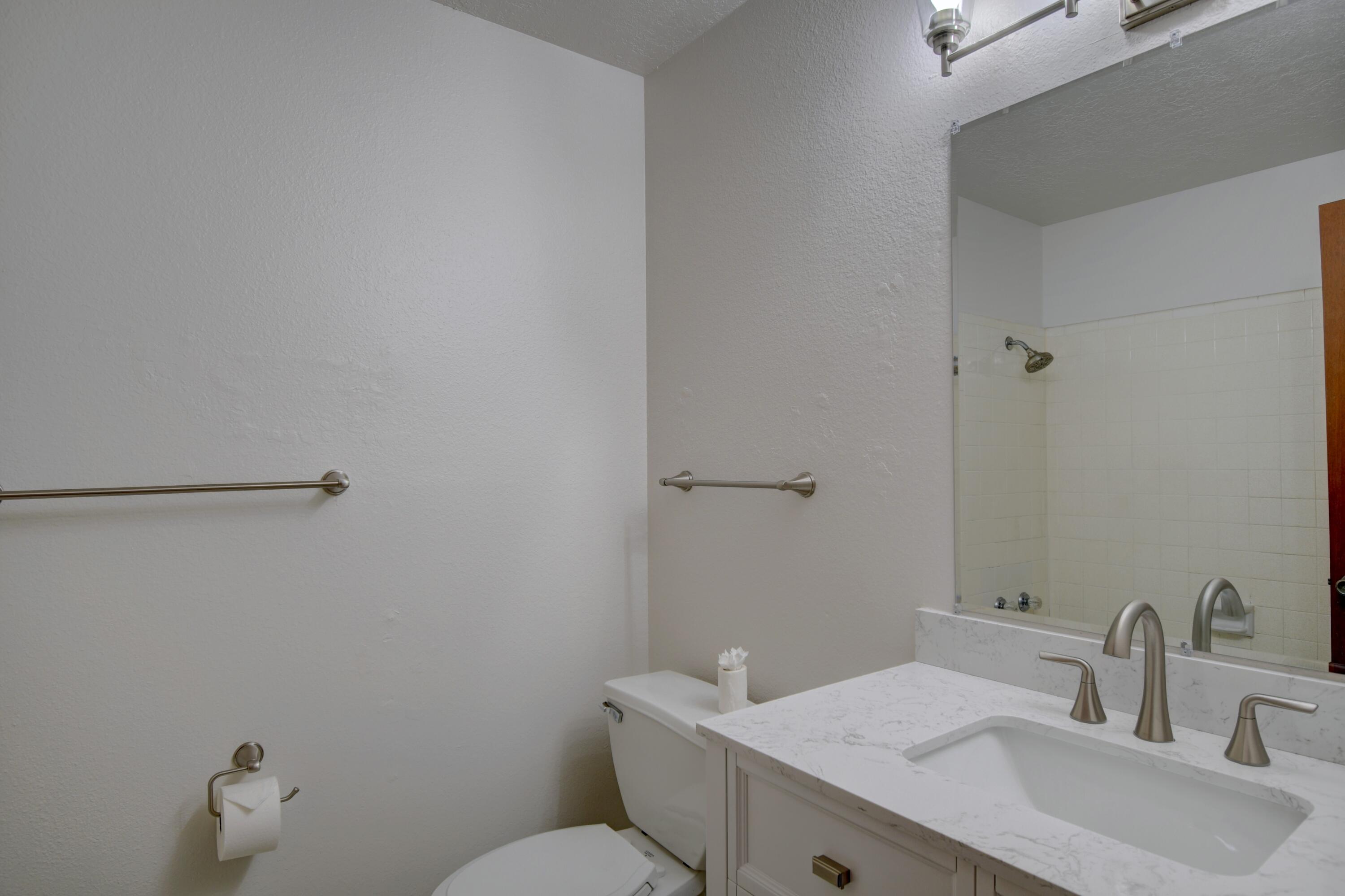 12512 Summer Avenue NE