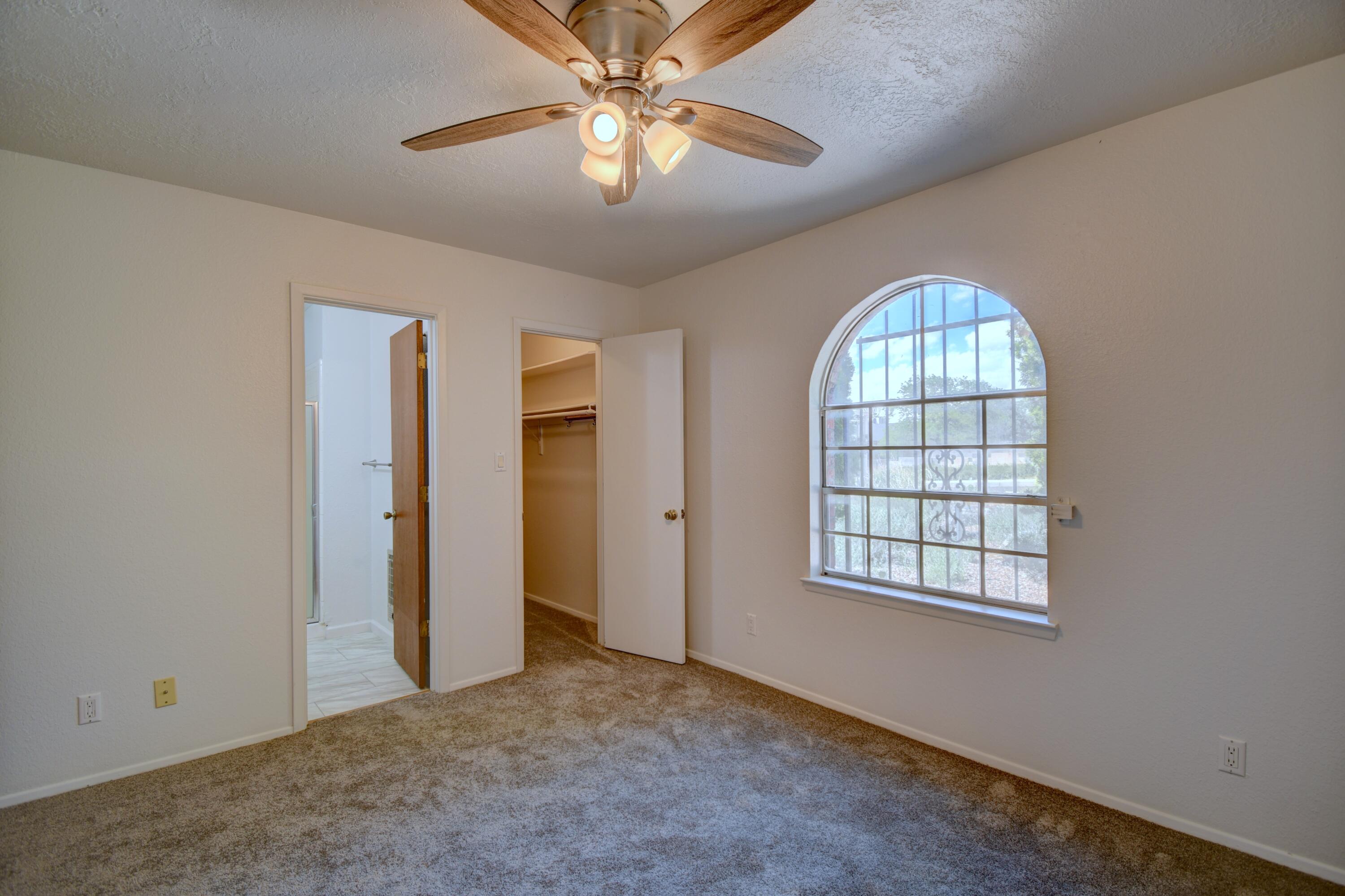 12512 Summer Avenue NE