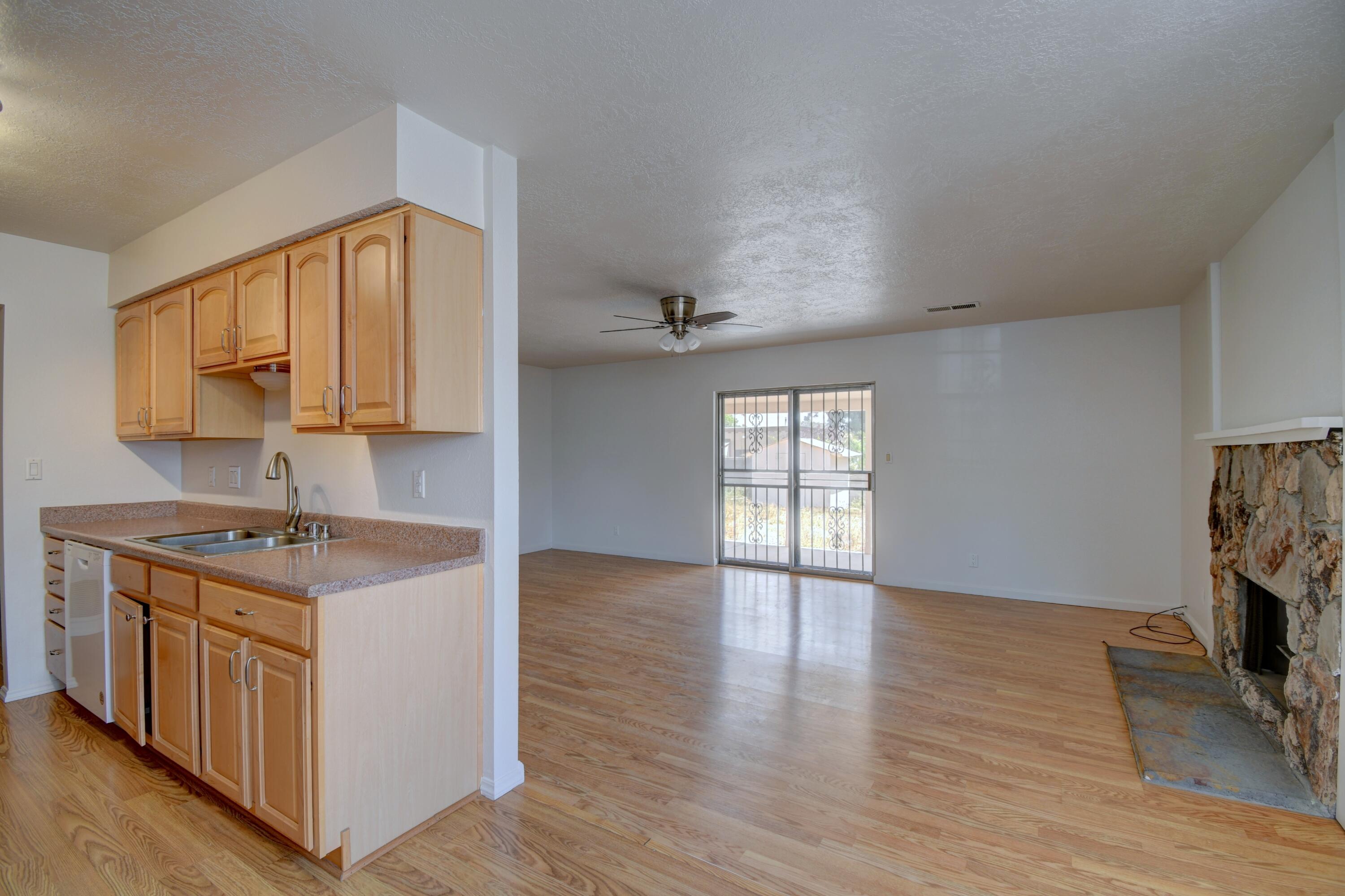 12512 Summer Avenue NE