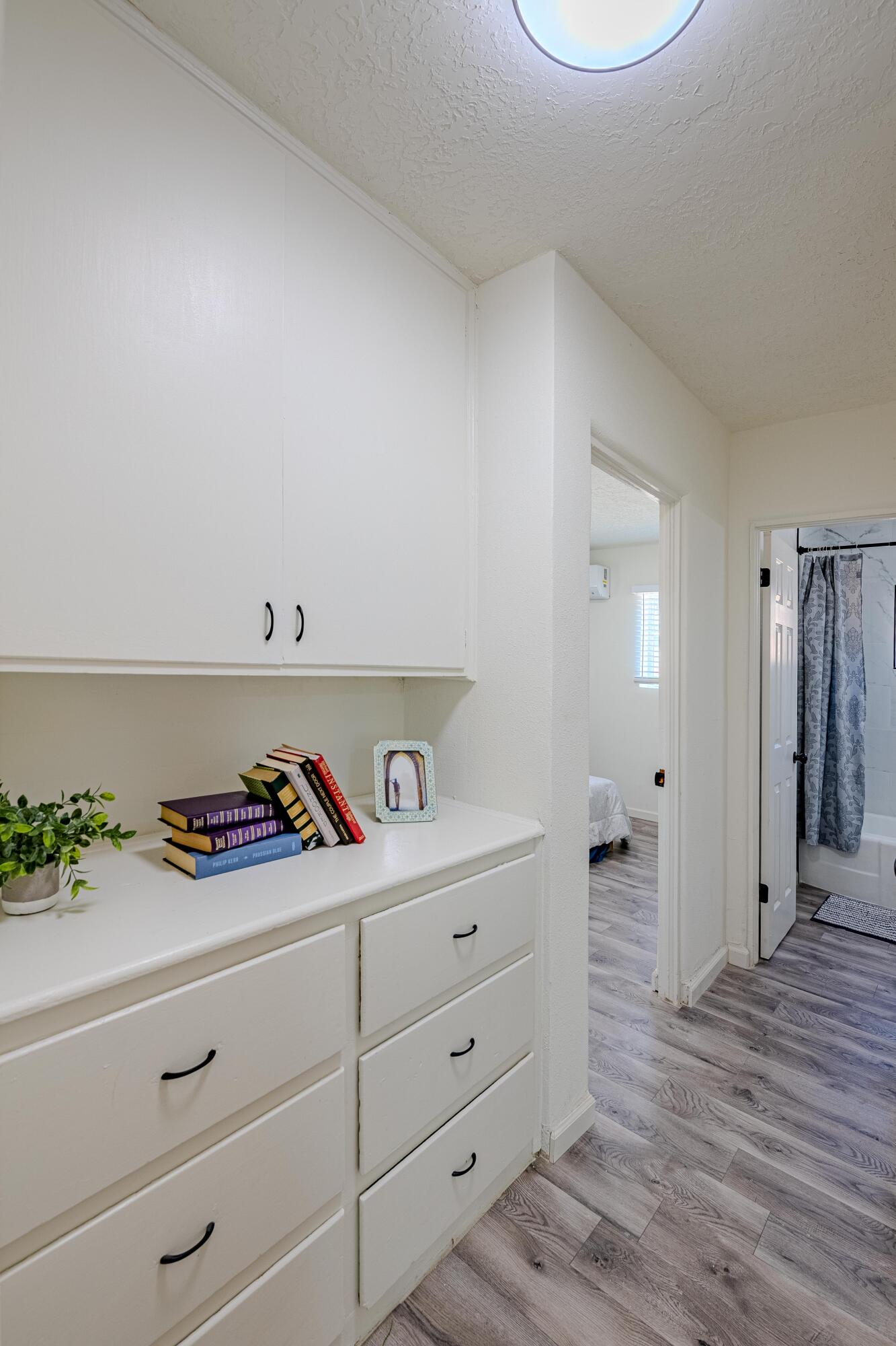 2700 Solano Drive NE