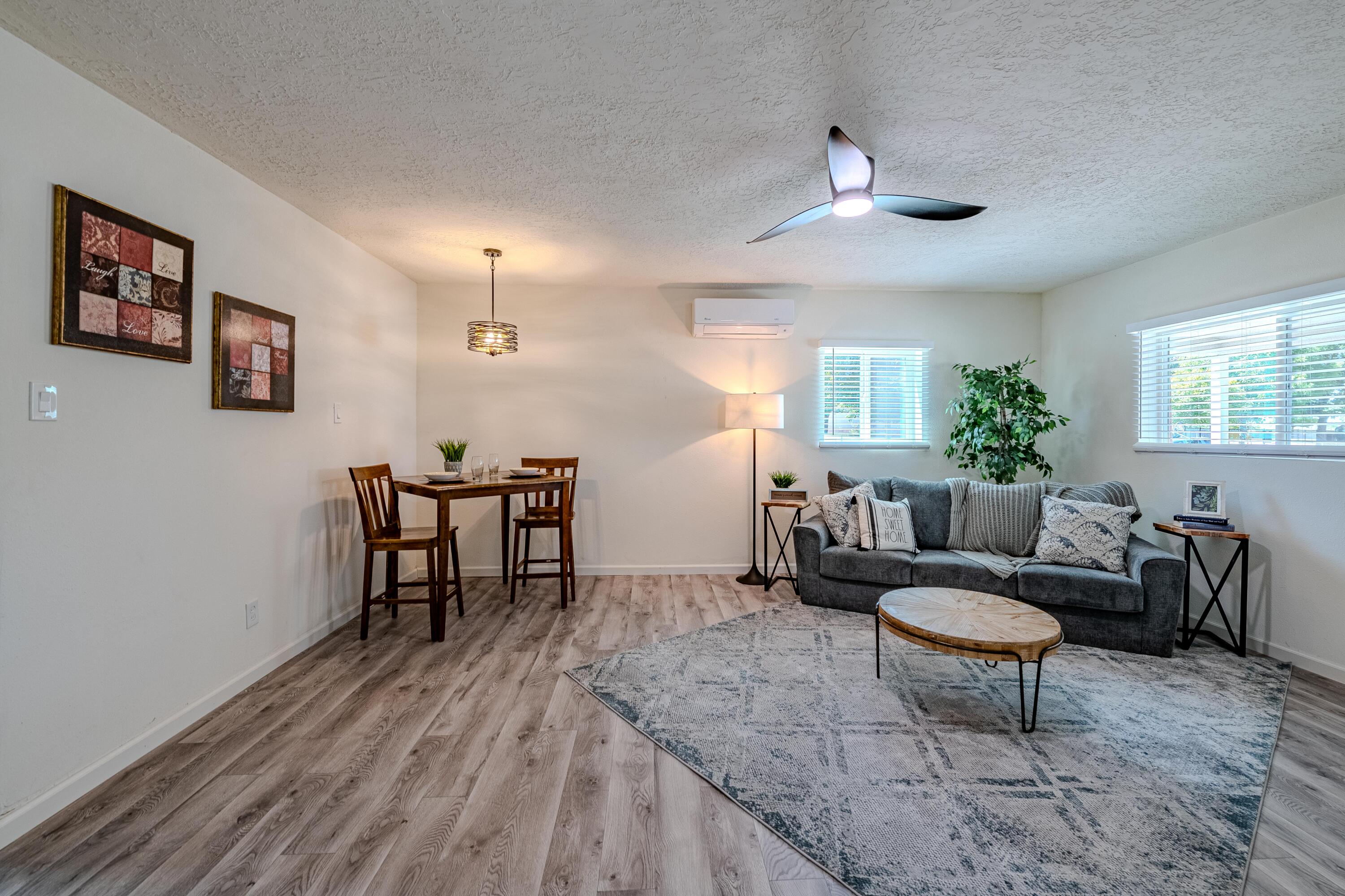 2700 Solano Drive NE