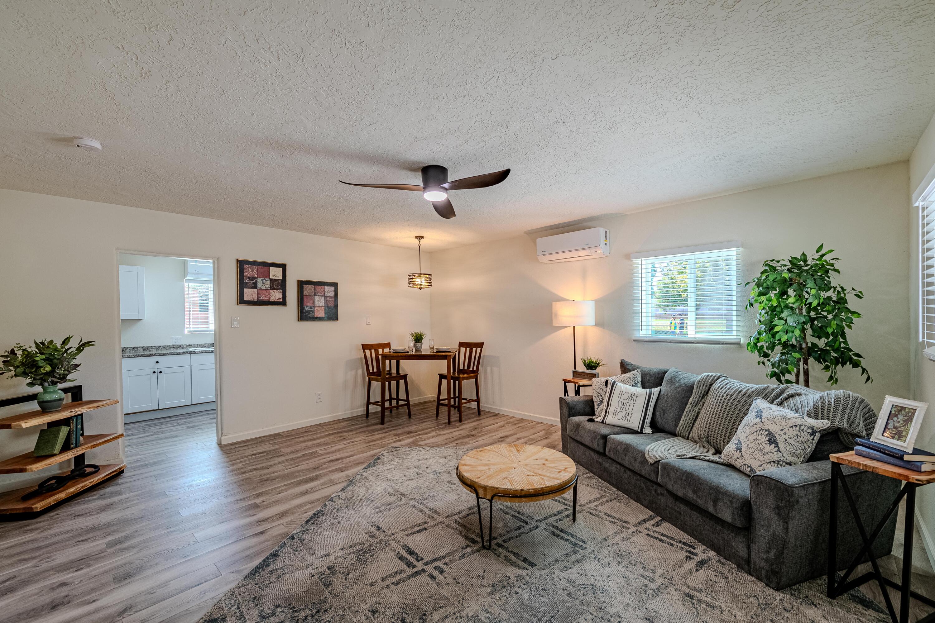 2700 Solano Drive NE