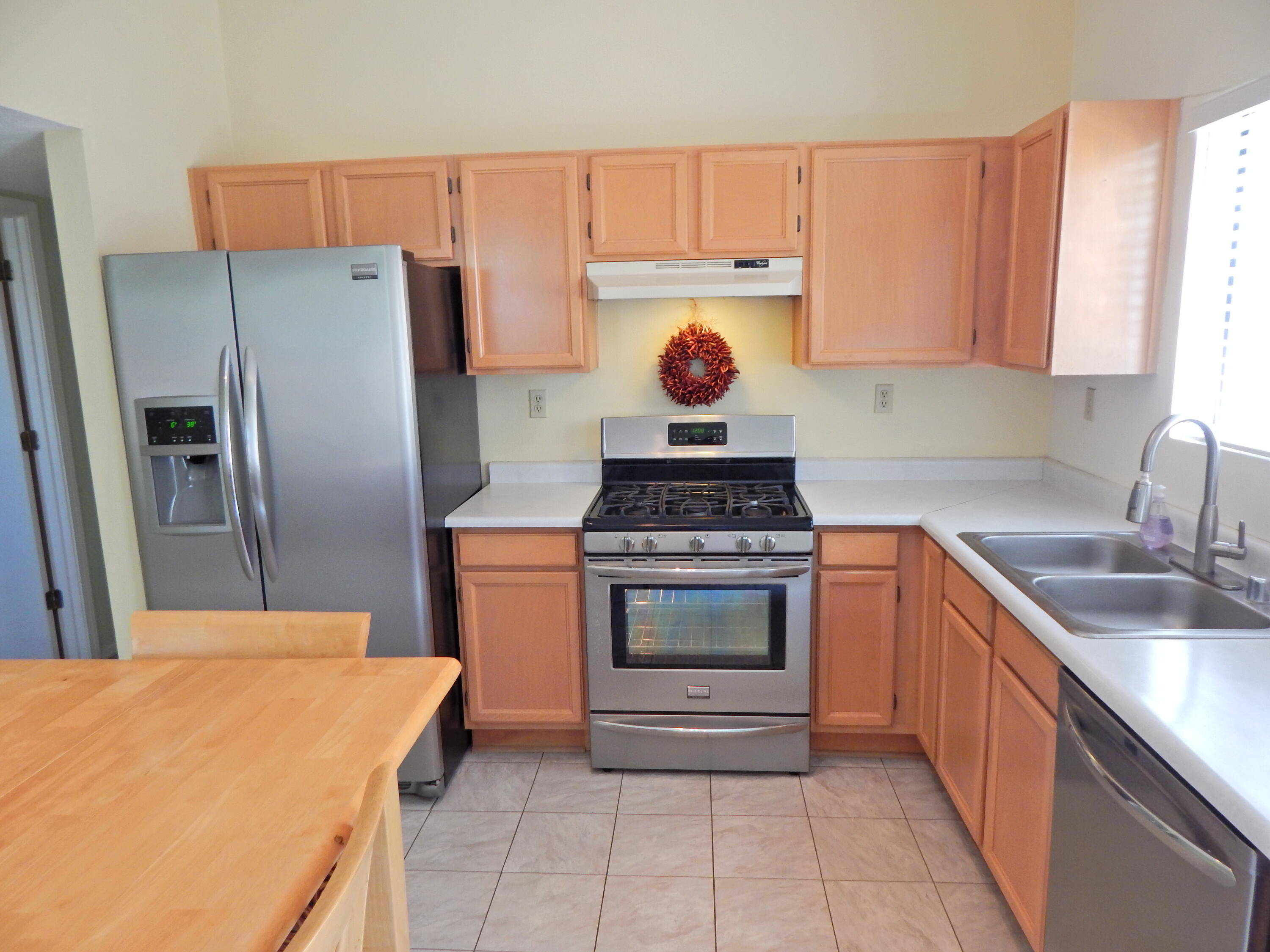 7309 Prenda De Plata NW