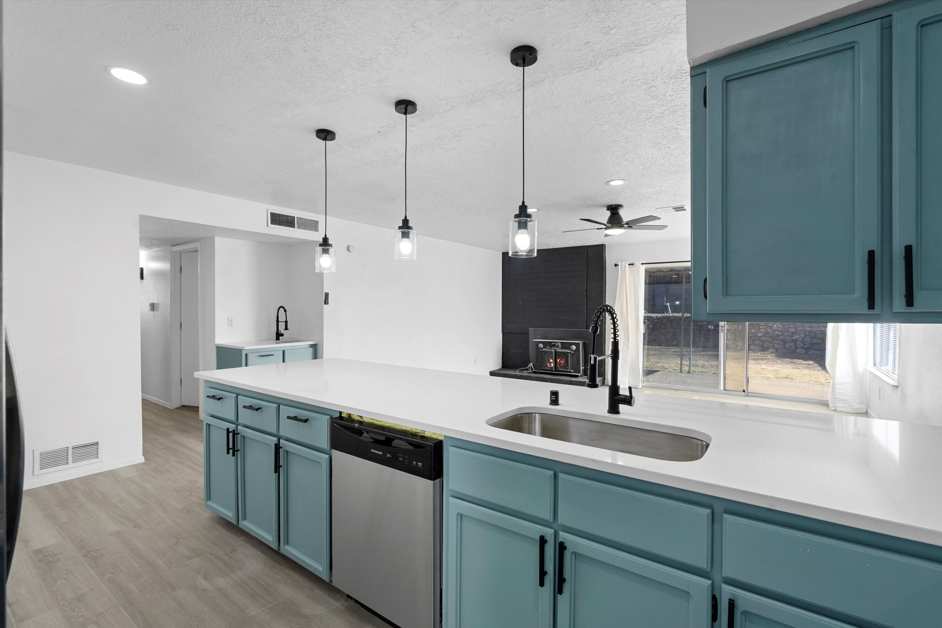 12672 Indian Place NE