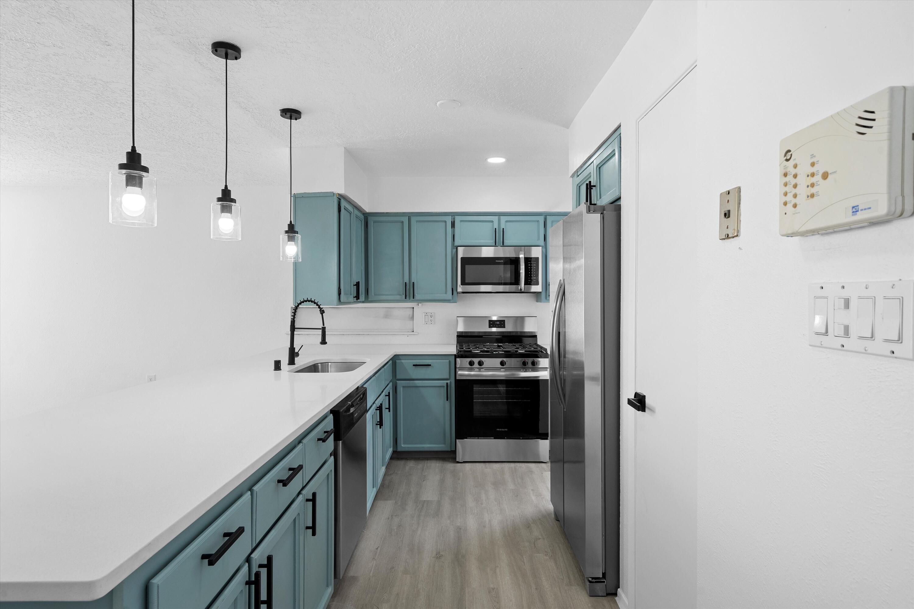 12672 Indian Place NE