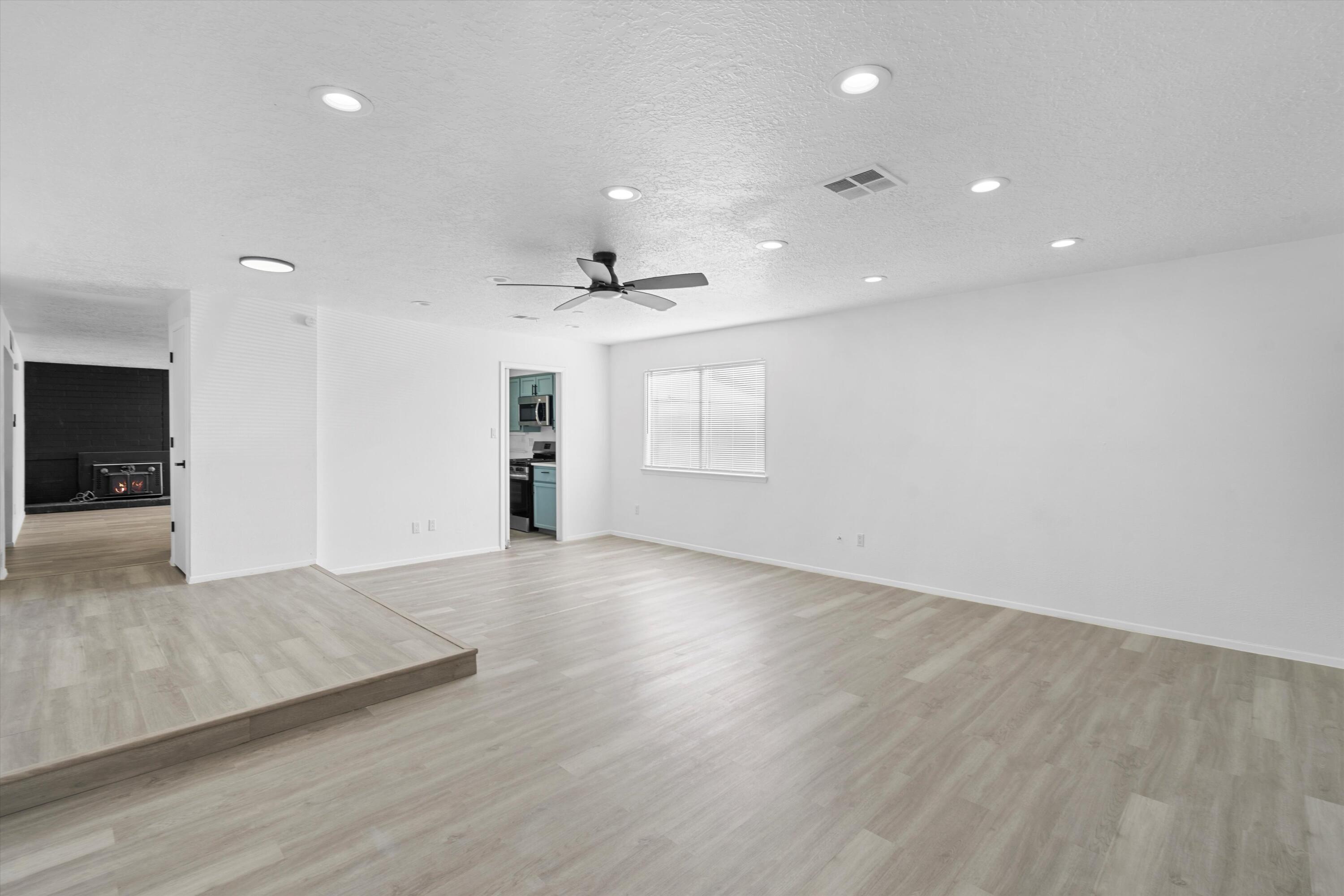 12672 Indian Place NE