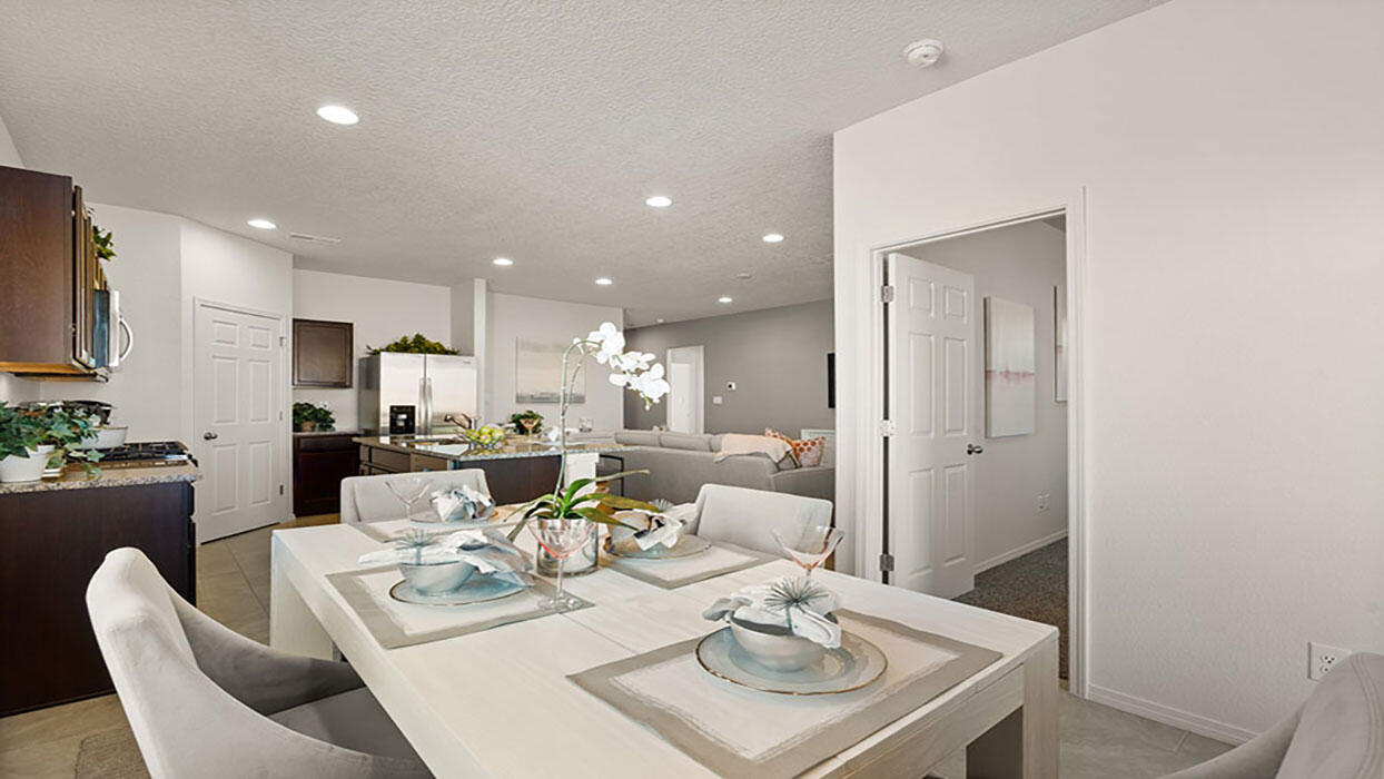 4110 Silver Springs Road NE