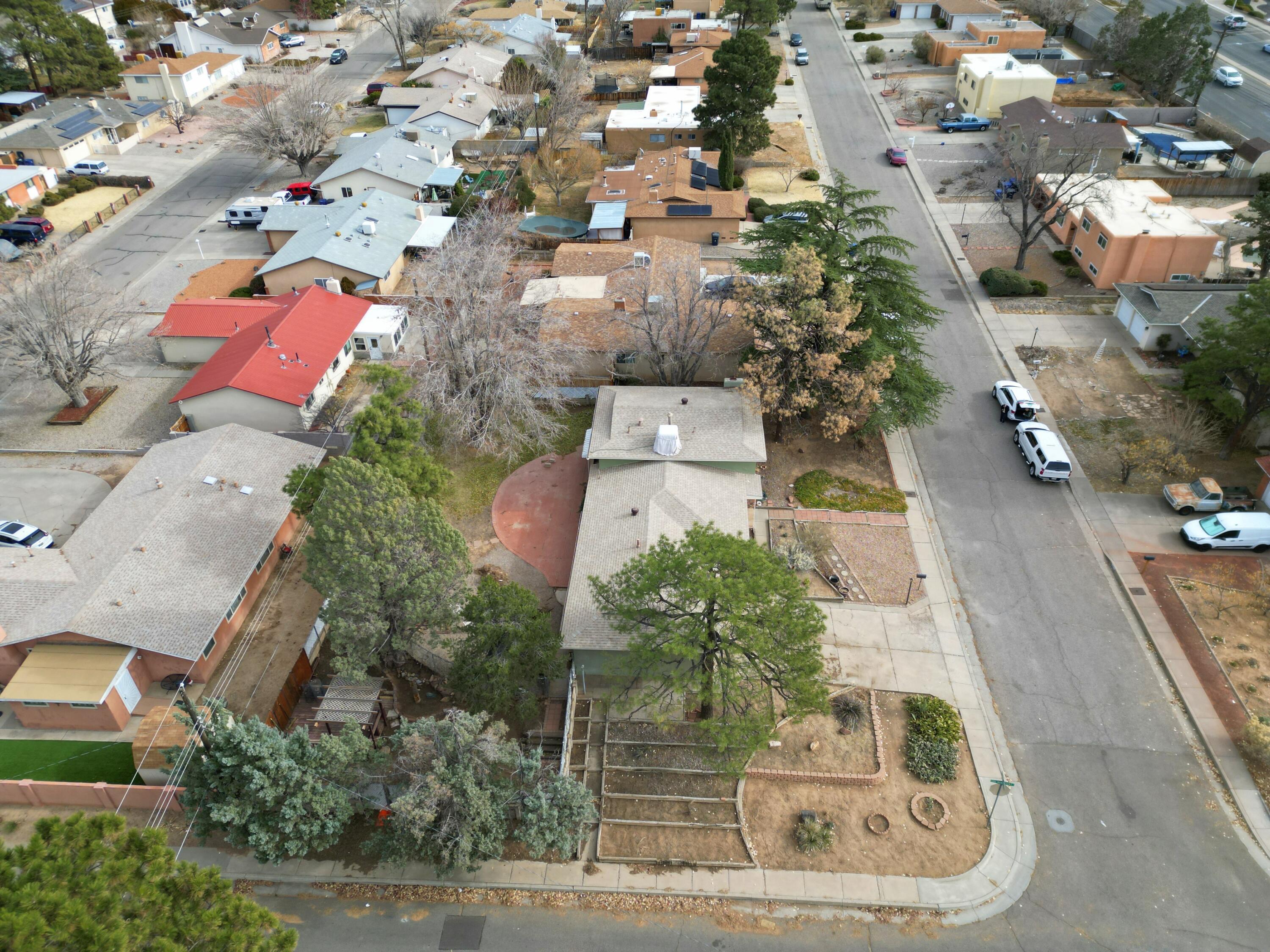 9301 LAS CALABAZILLAS Road NE