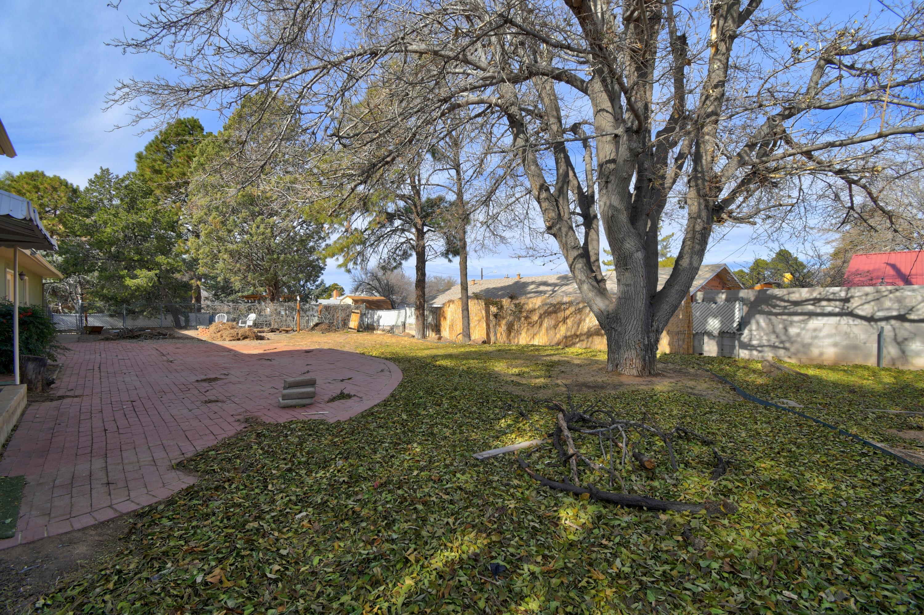 9301 LAS CALABAZILLAS Road NE