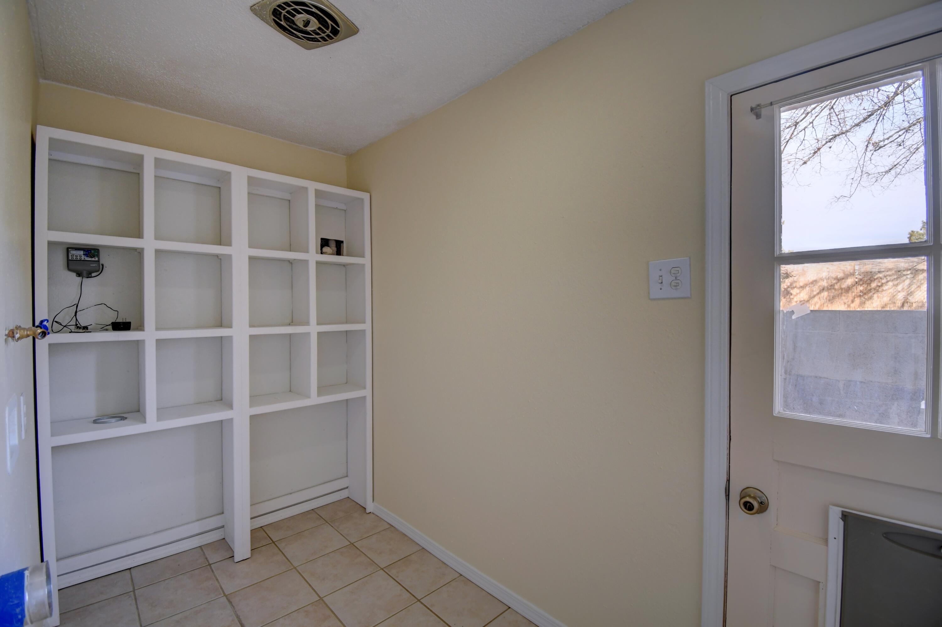 9301 LAS CALABAZILLAS Road NE