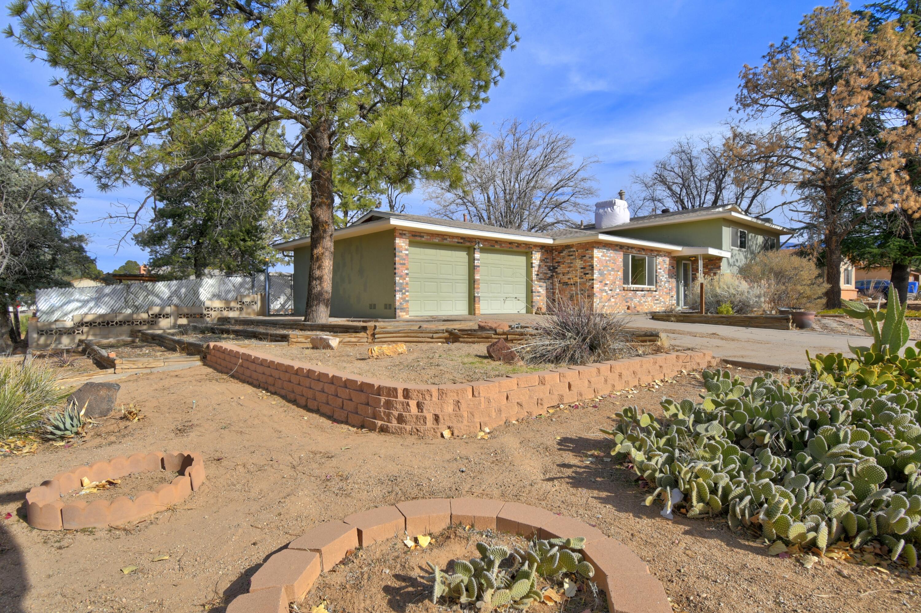 9301 LAS CALABAZILLAS Road NE