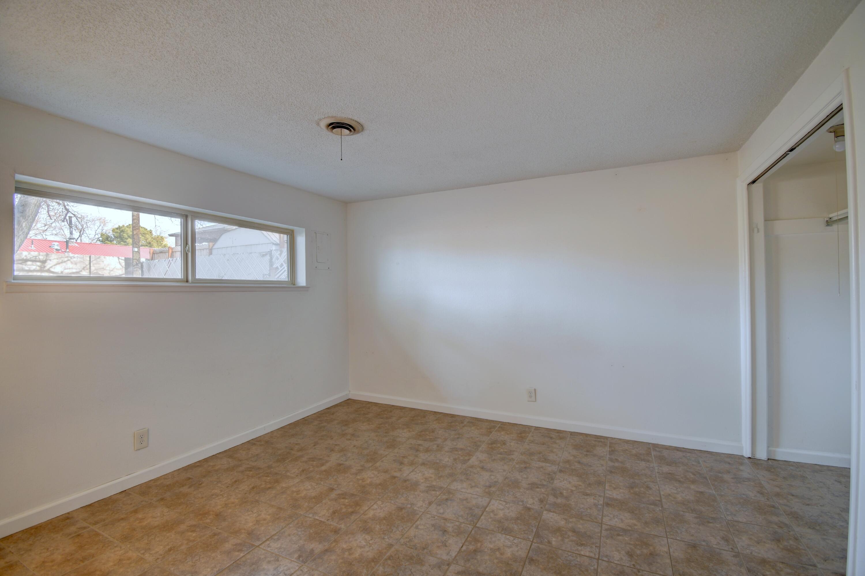 9301 LAS CALABAZILLAS Road NE