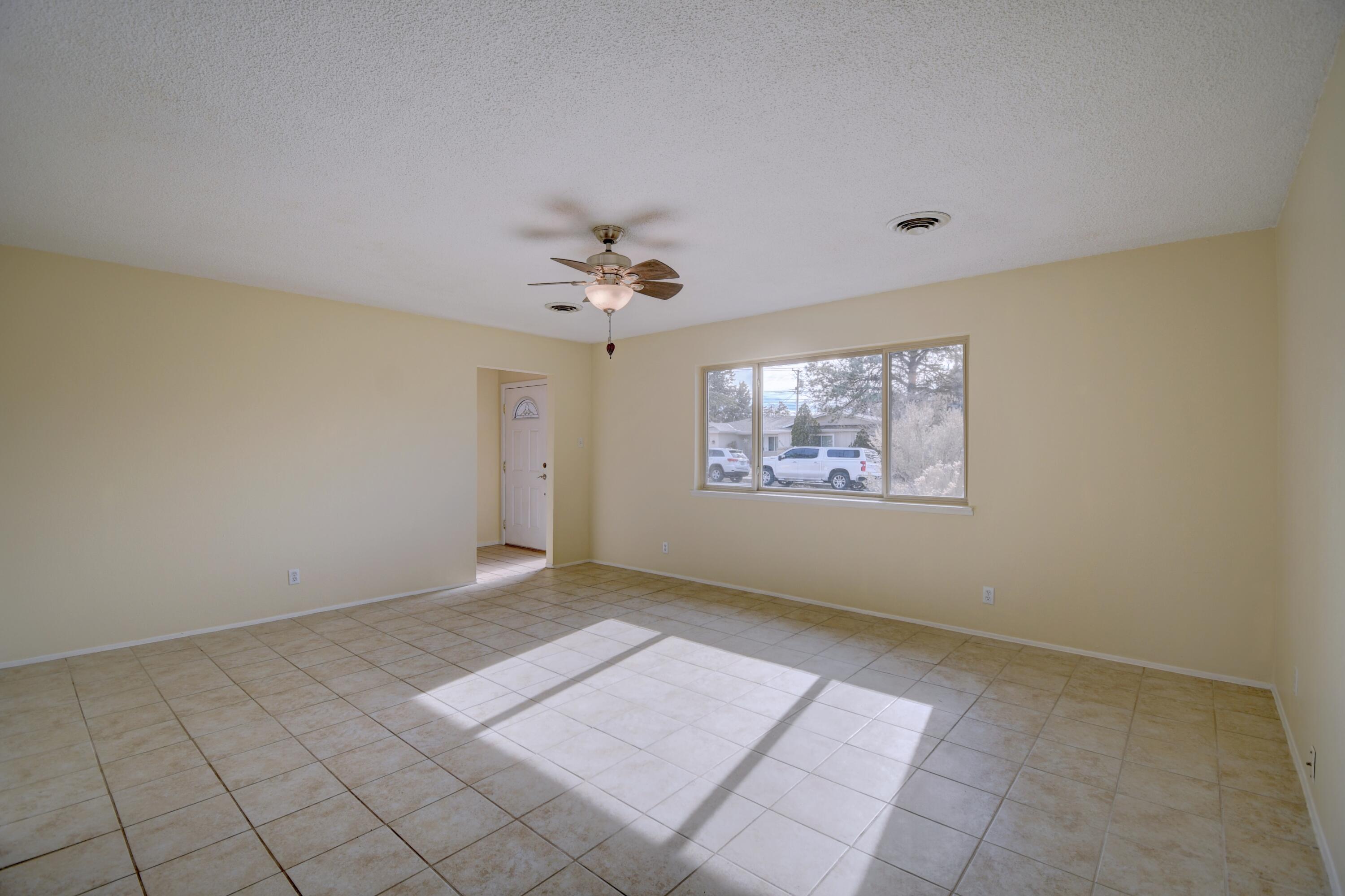 9301 LAS CALABAZILLAS Road NE