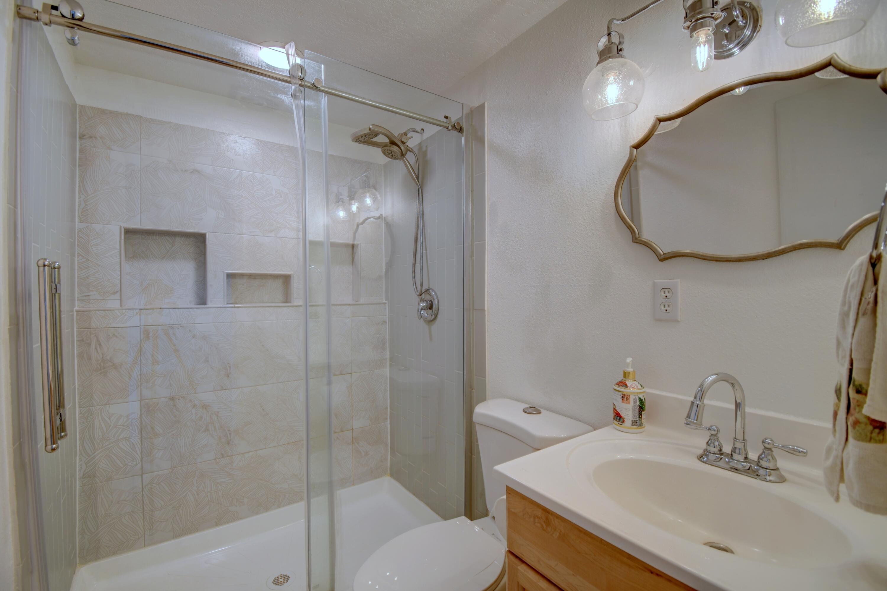 9301 LAS CALABAZILLAS Road NE