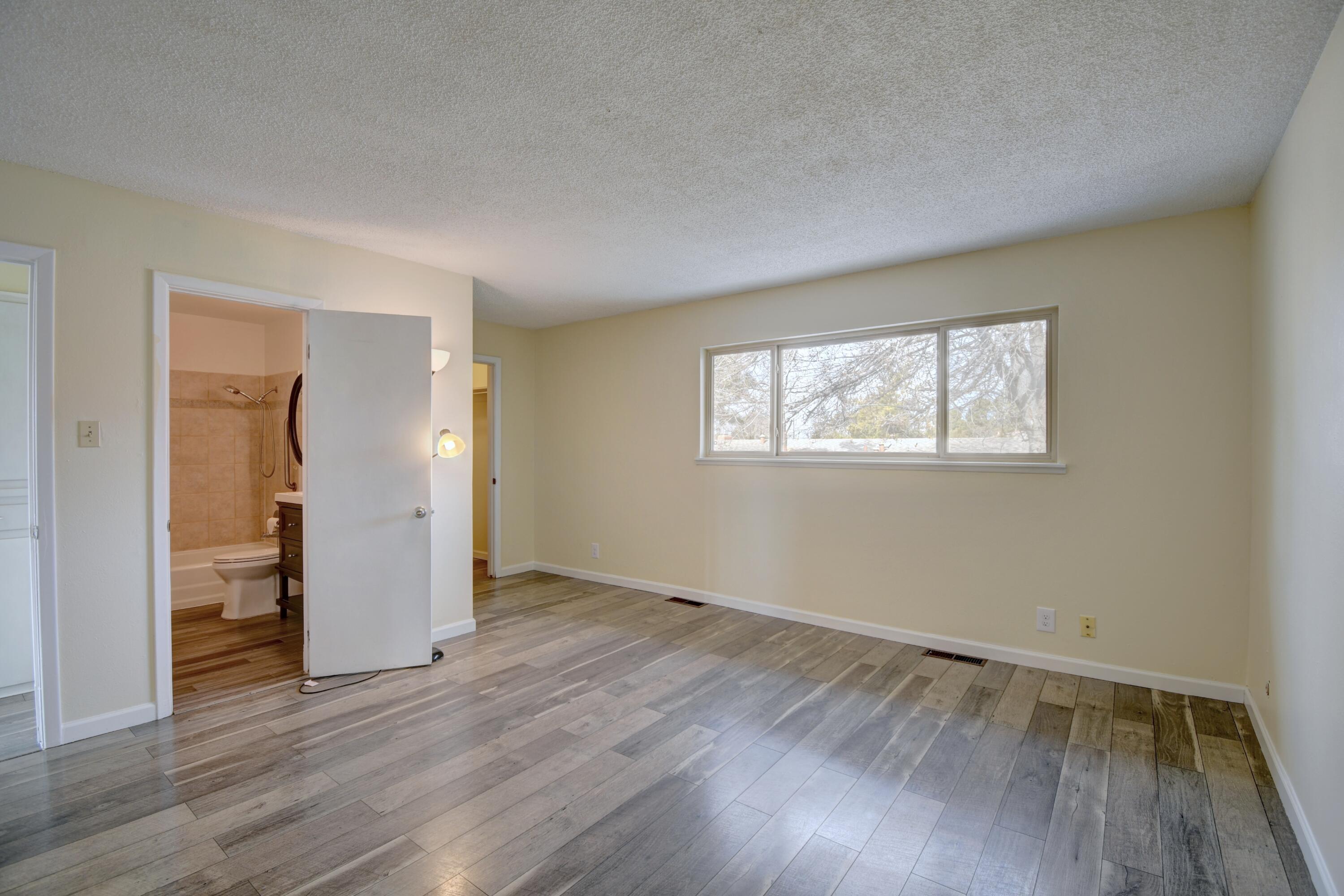 9301 LAS CALABAZILLAS Road NE