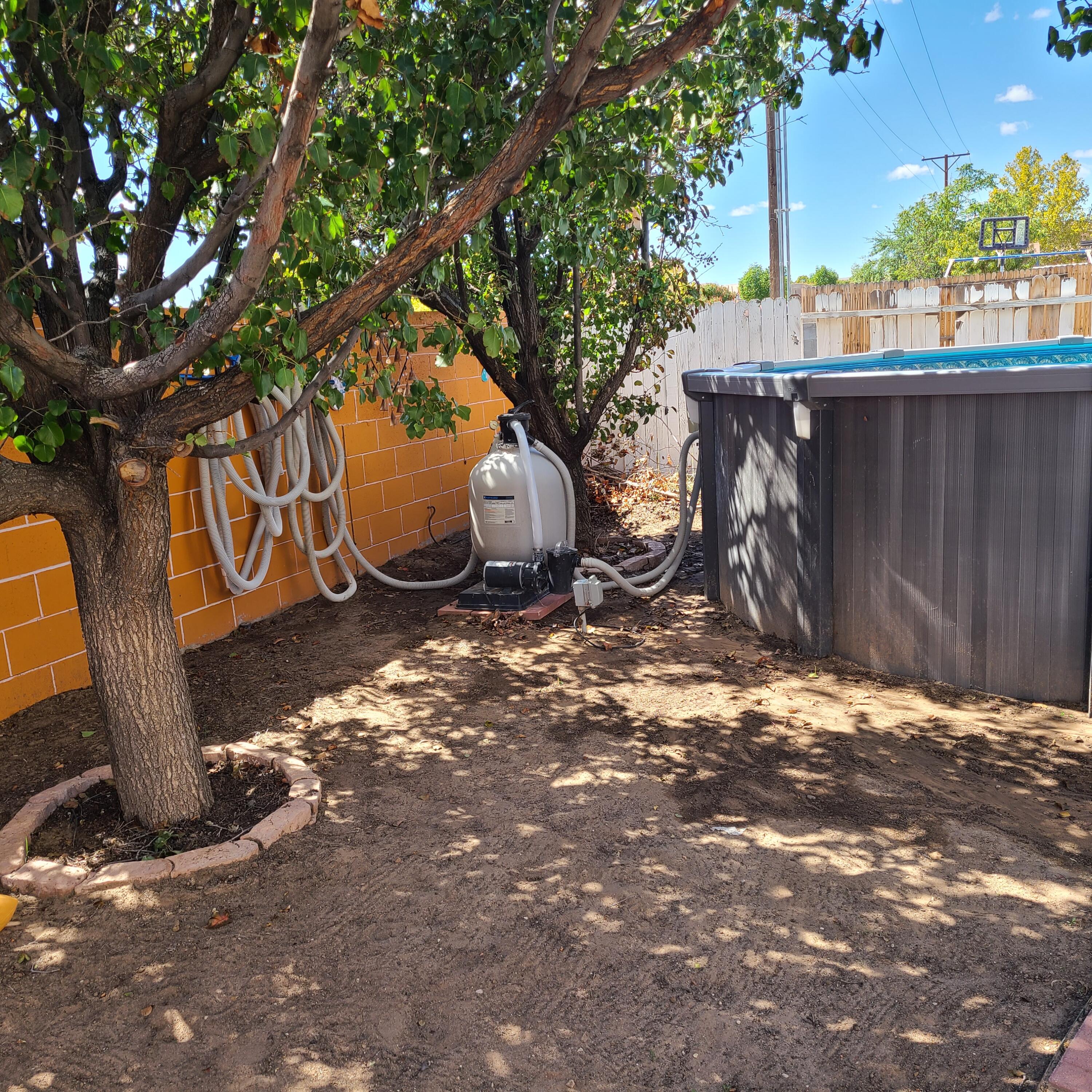 9028 EIFFEL Avenue SW