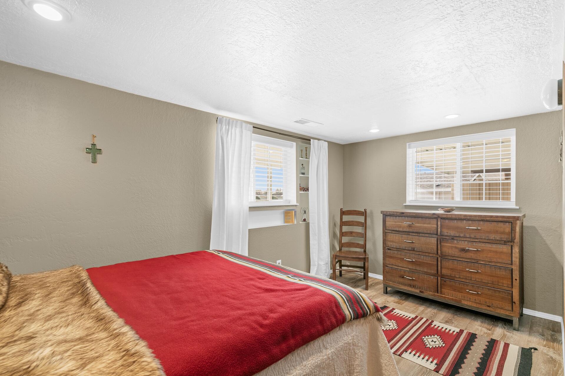 1439 VAN CLEAVE Road NW