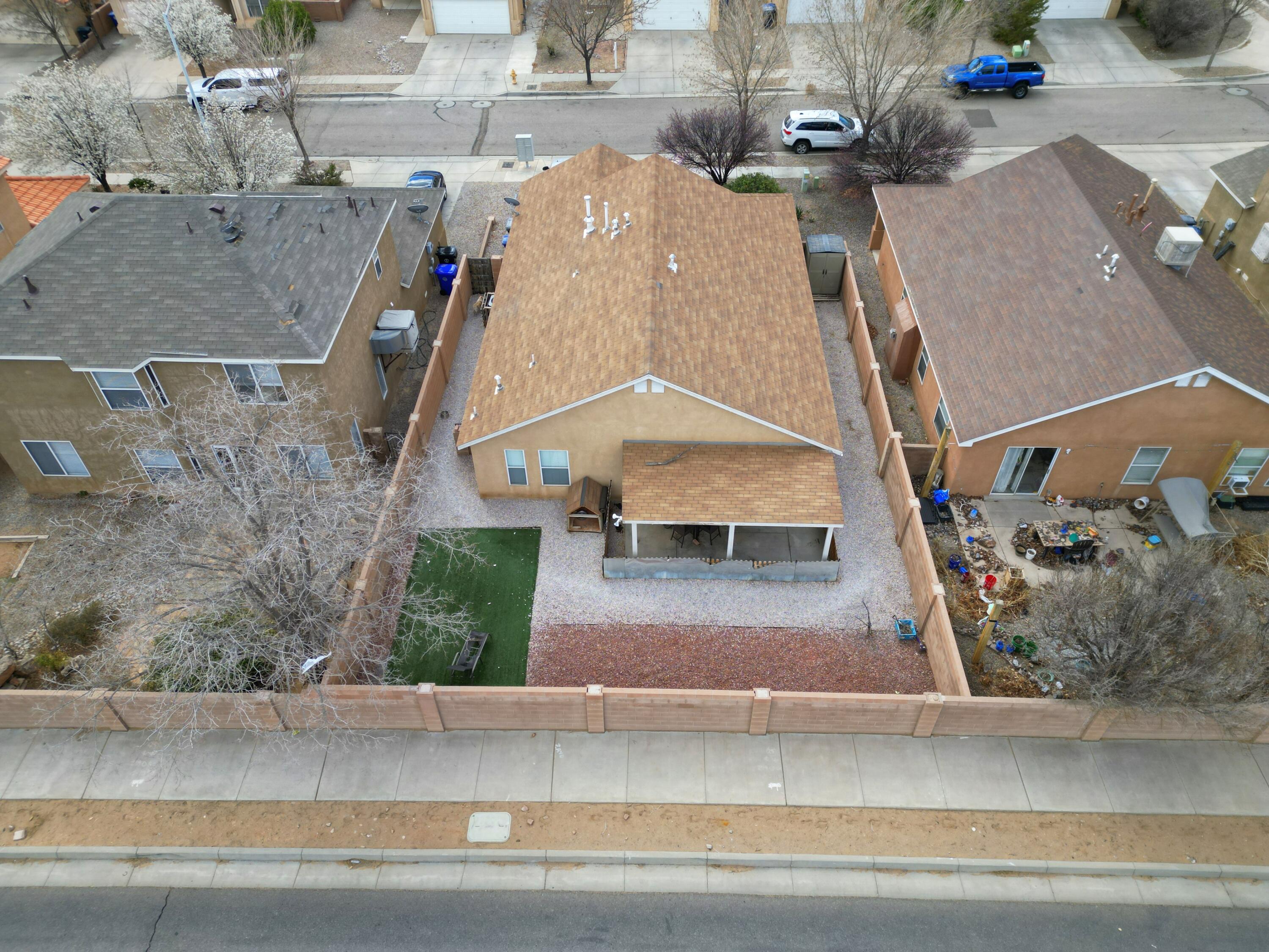 5819 NIGHT SHADOW Avenue NW