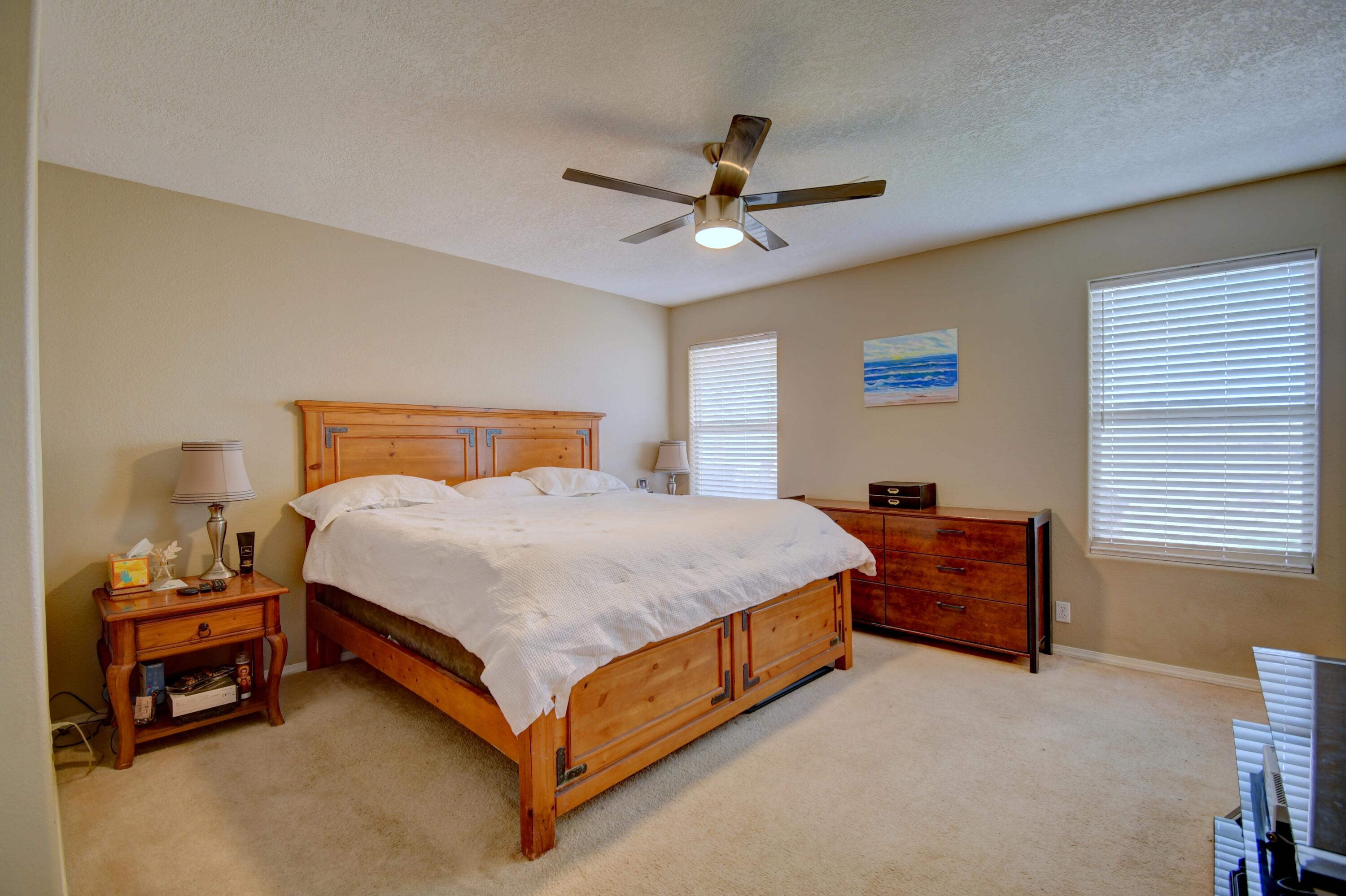 5819 NIGHT SHADOW Avenue NW