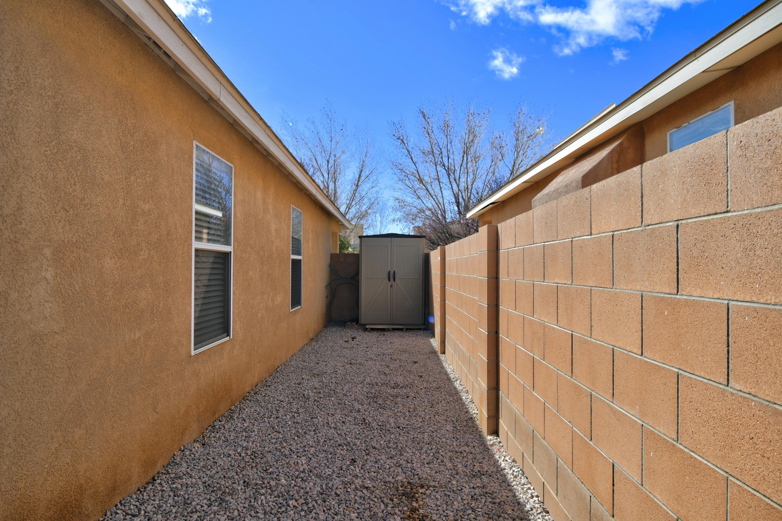 5819 NIGHT SHADOW Avenue NW