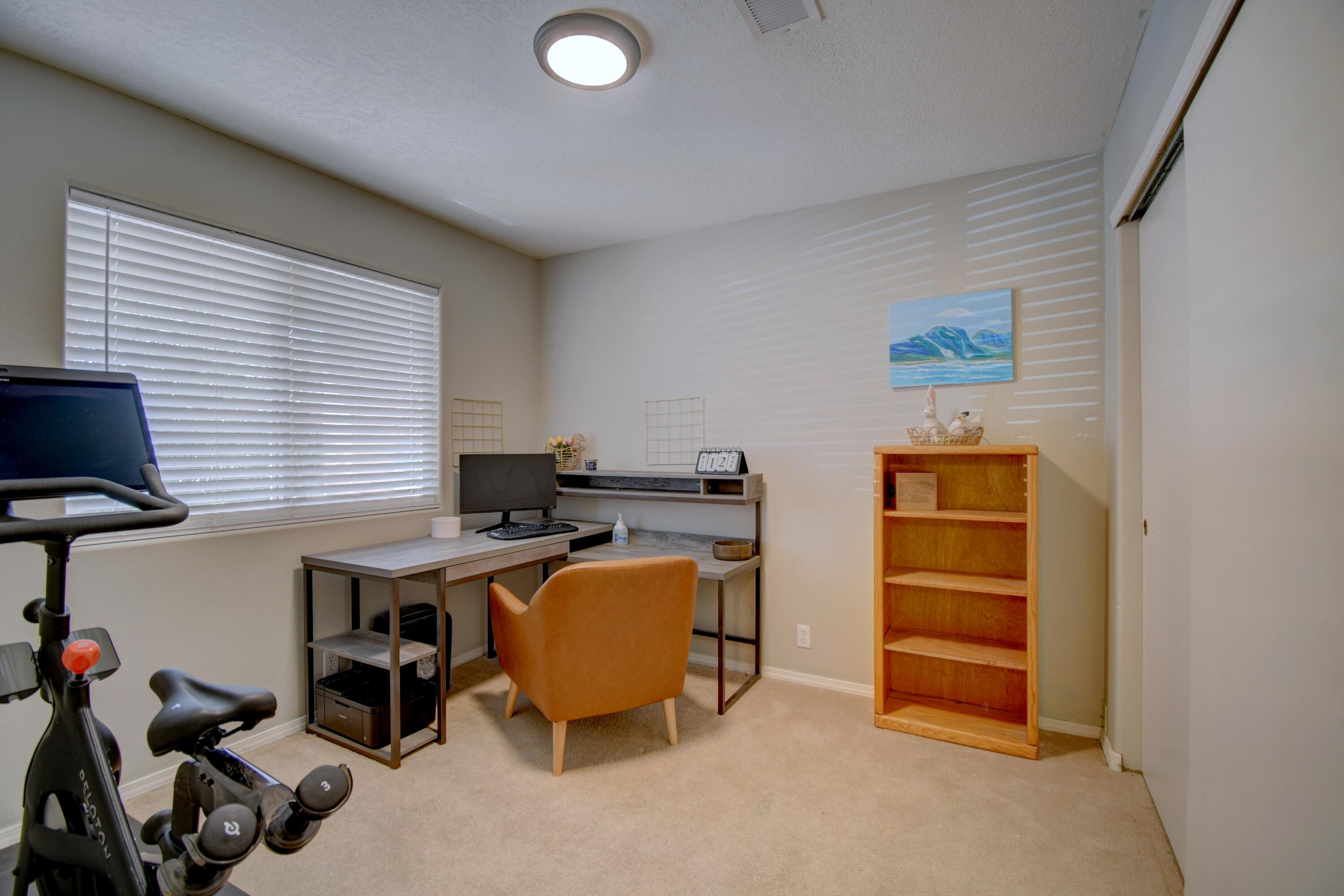 5819 NIGHT SHADOW Avenue NW