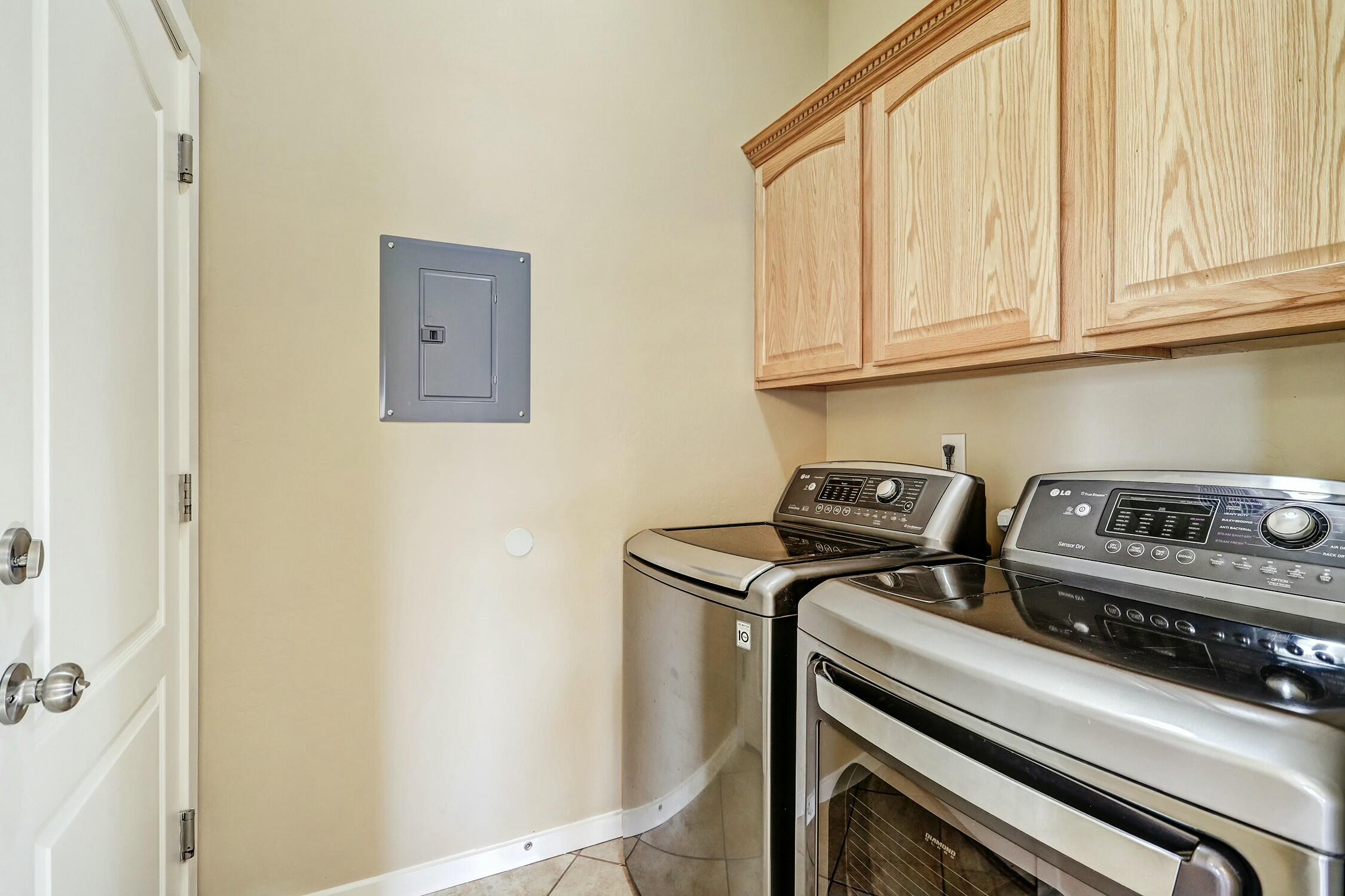 6519 Cliff Dwellers Road NW