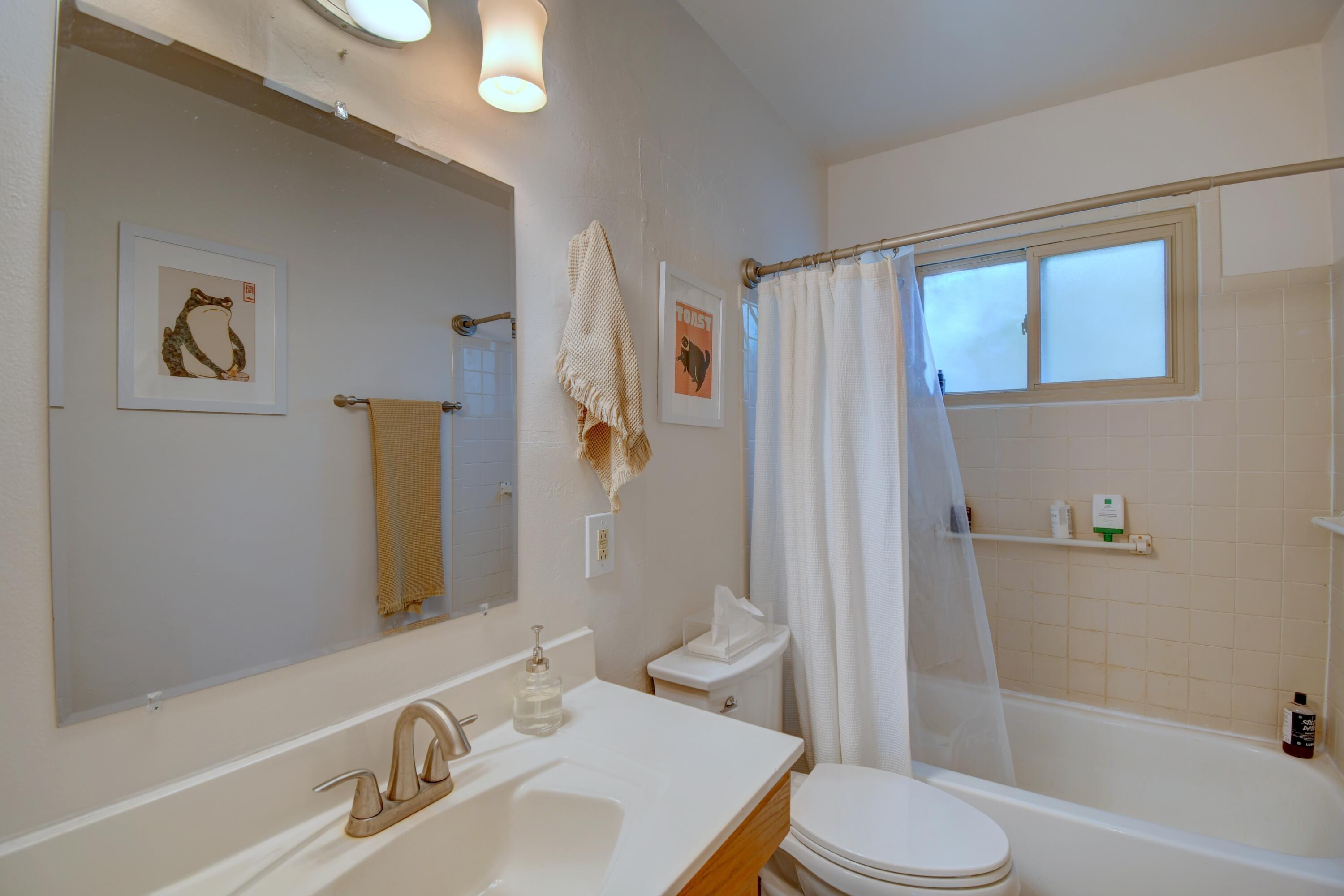 1020 WESTERFELD Drive NE